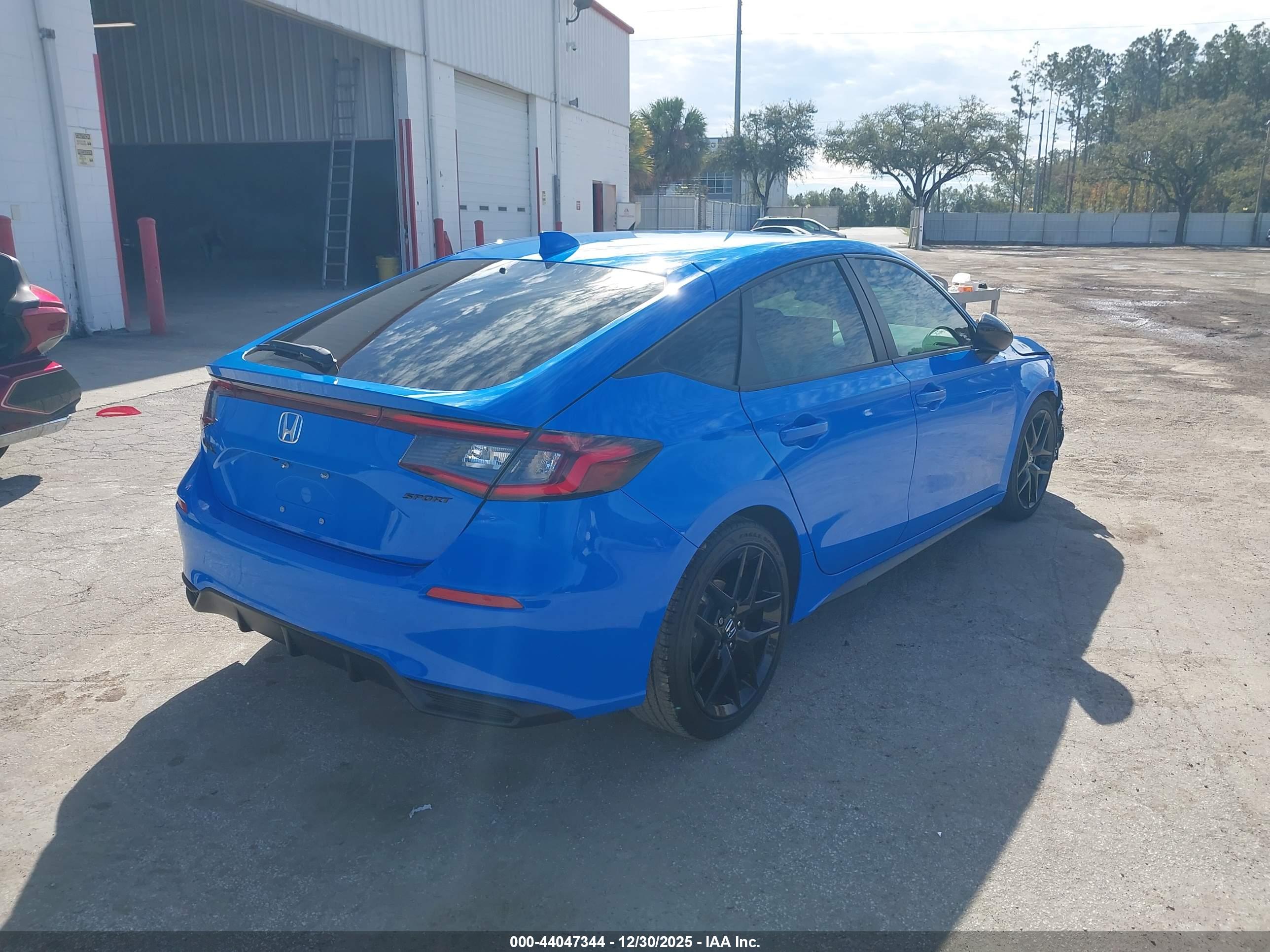HONDA CIVIC image 4