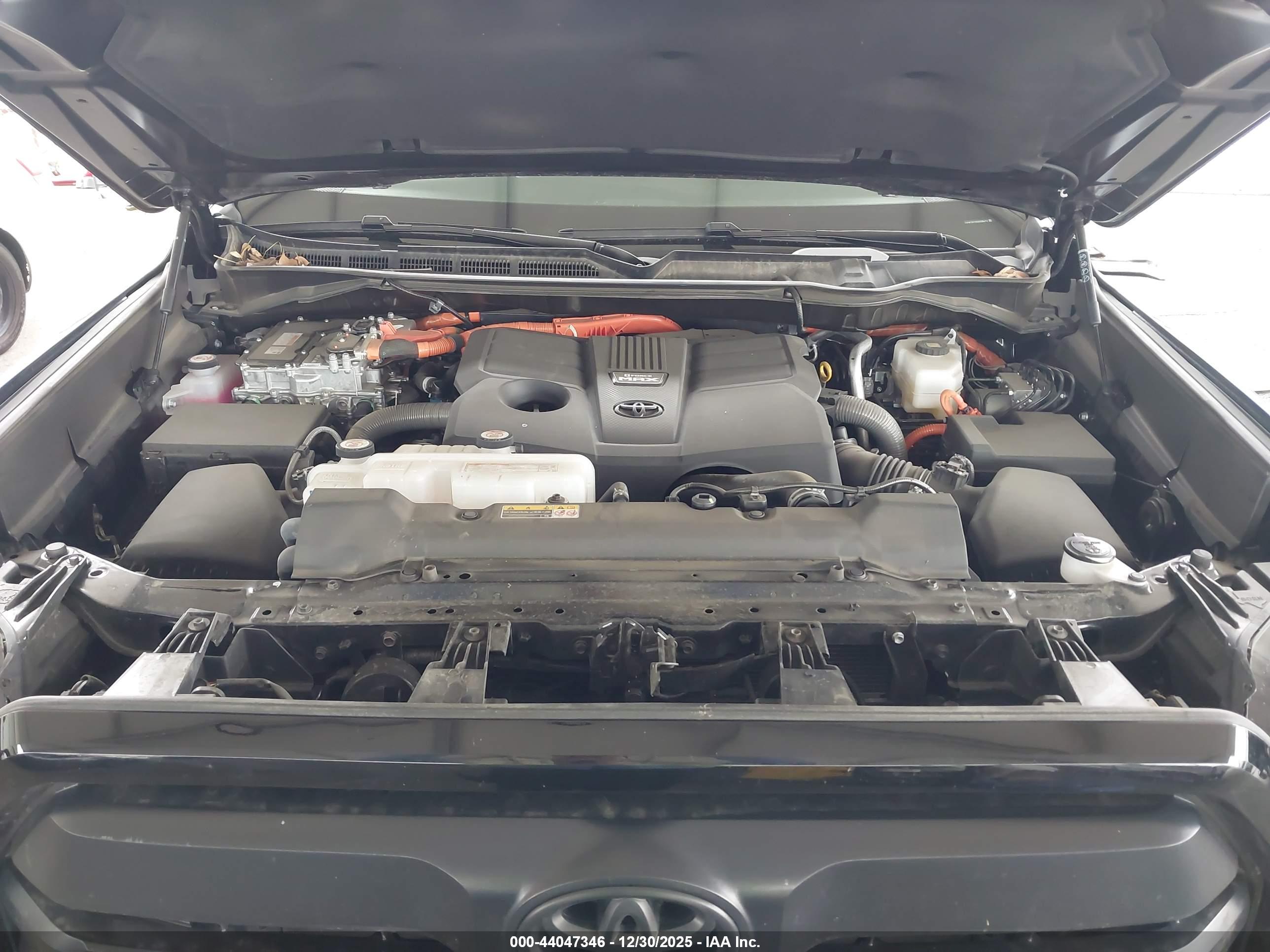 TOYOTA TUNDRA image 10
