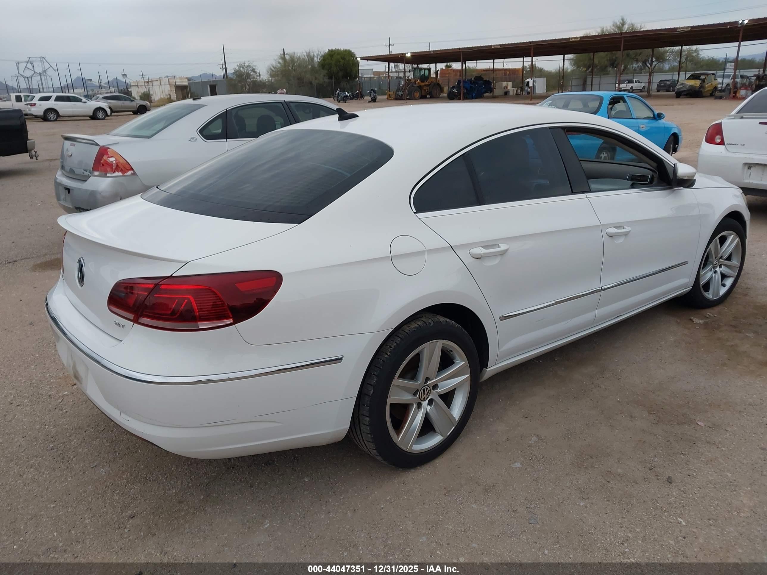 VOLKSWAGEN CC image 4