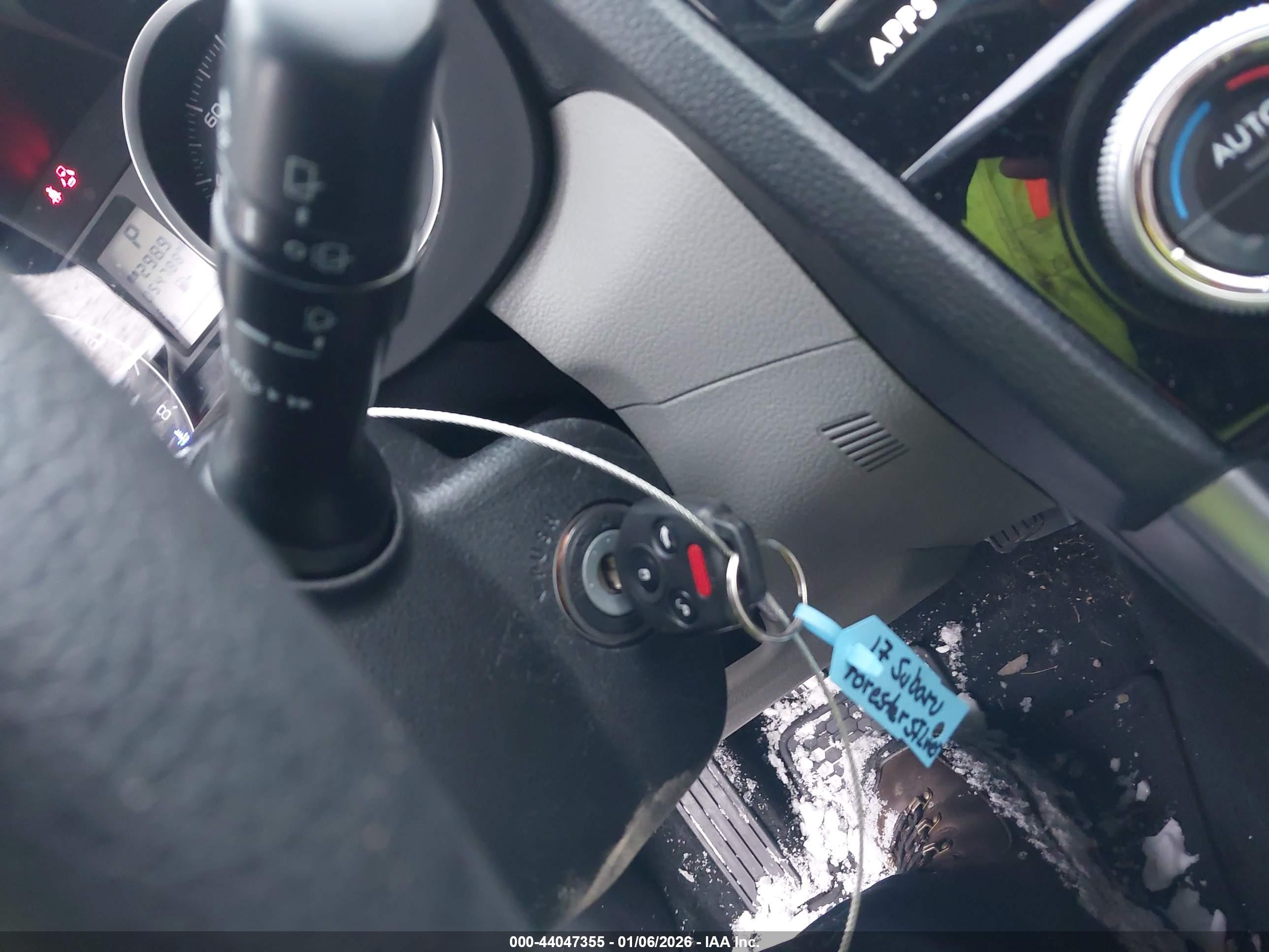 SUBARU FORESTER image 11