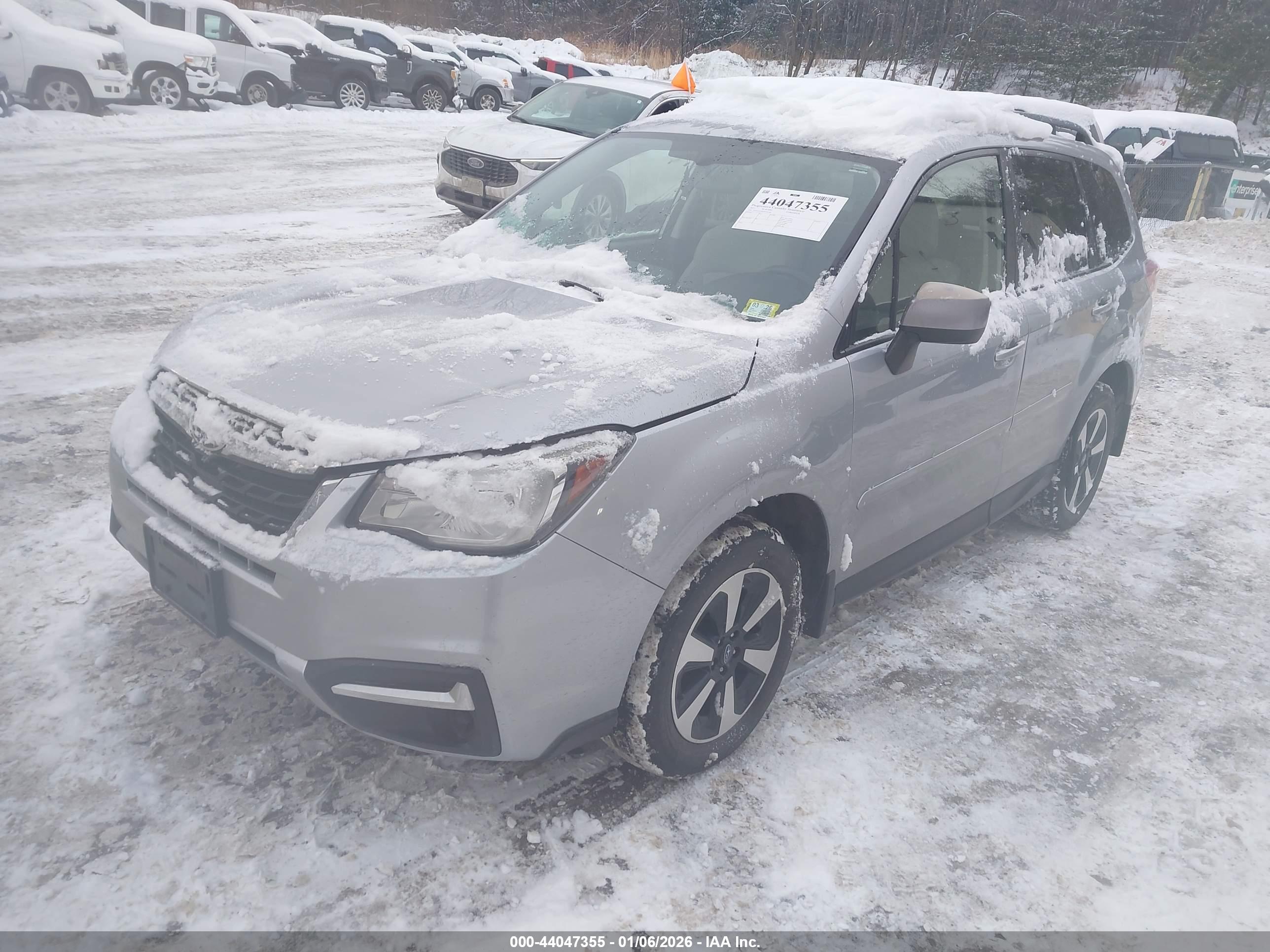 SUBARU FORESTER image 2
