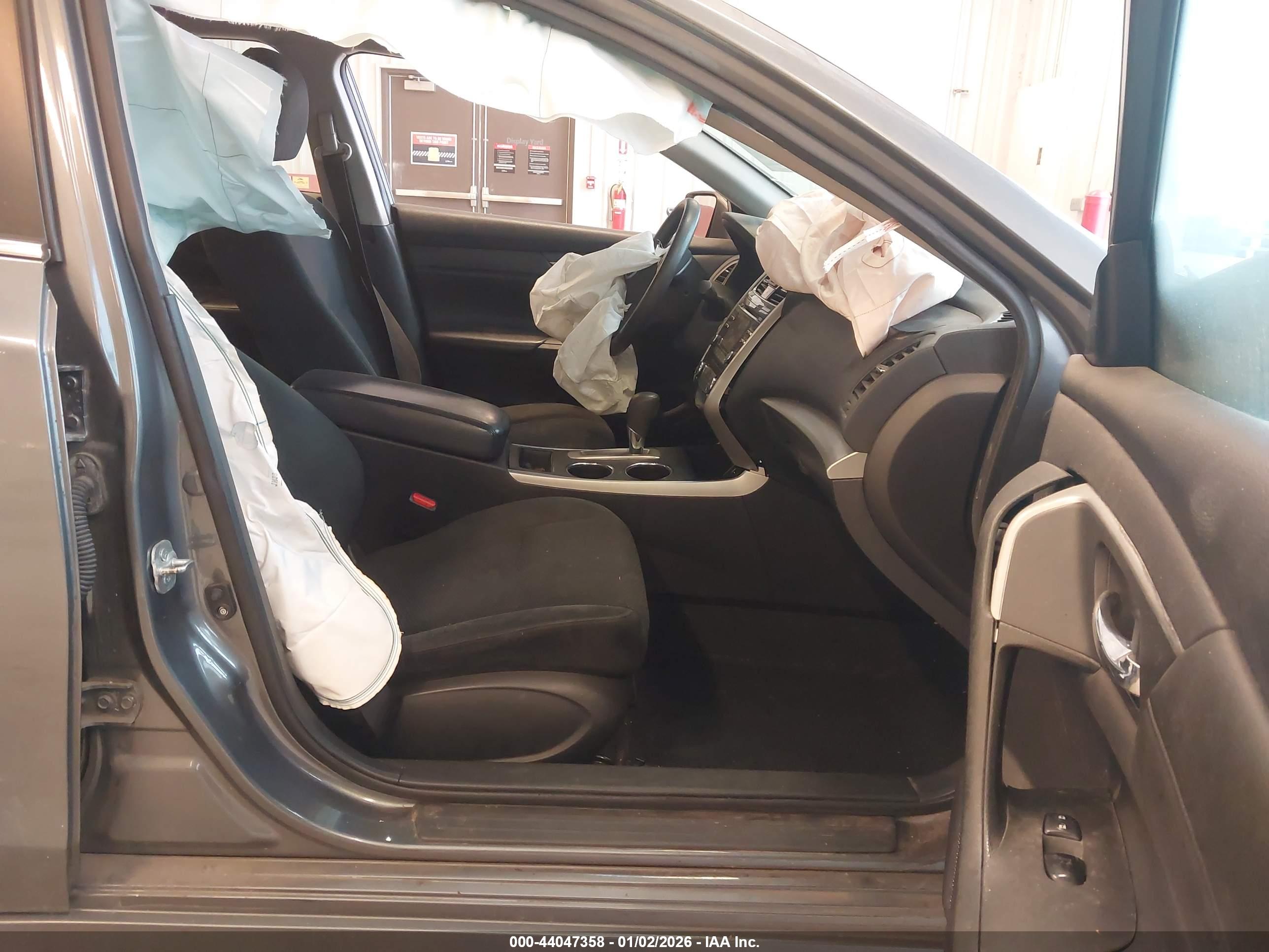 NISSAN ALTIMA image 5