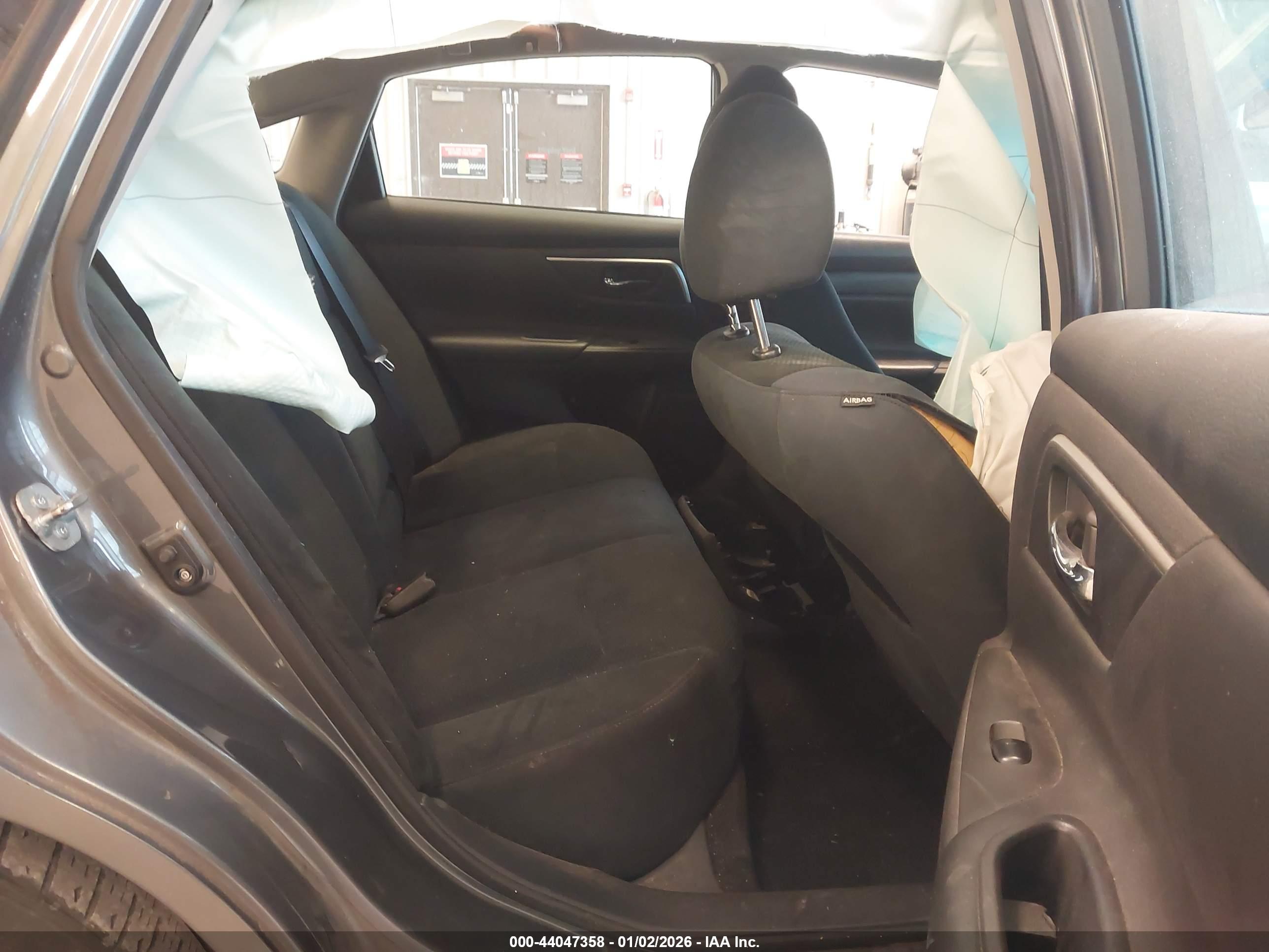 NISSAN ALTIMA image 8
