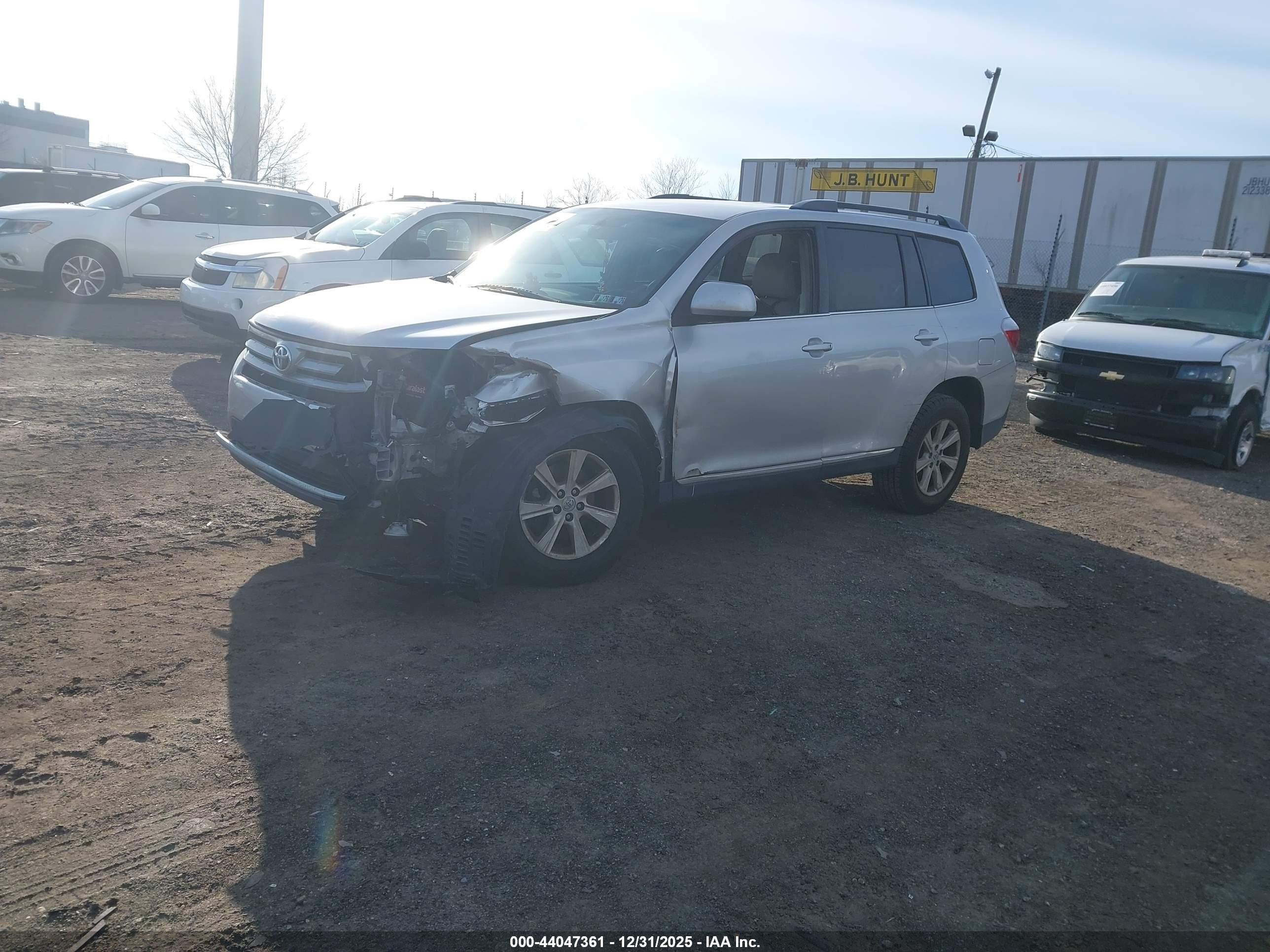TOYOTA HIGHLANDER image 2