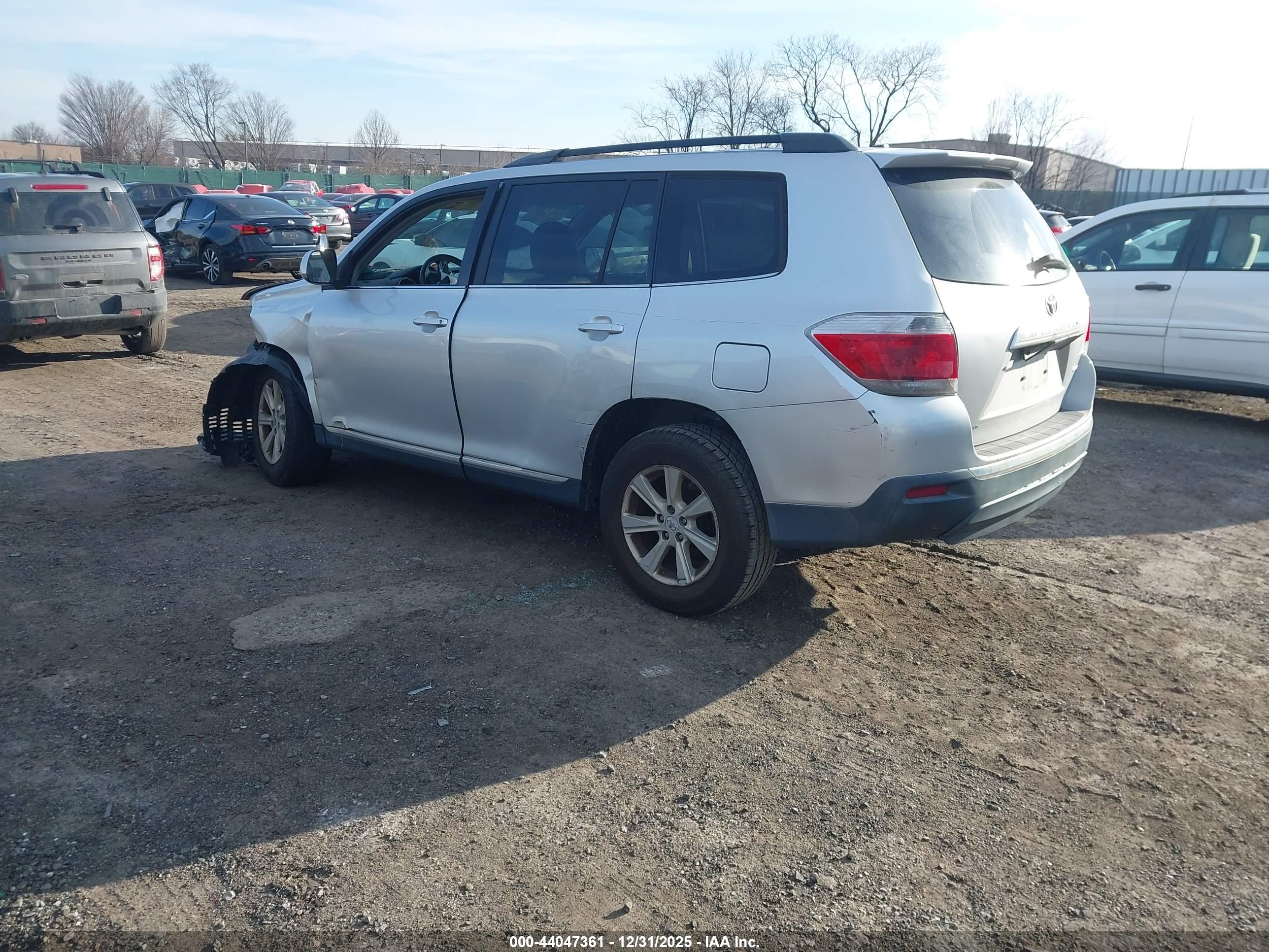 TOYOTA HIGHLANDER image 3