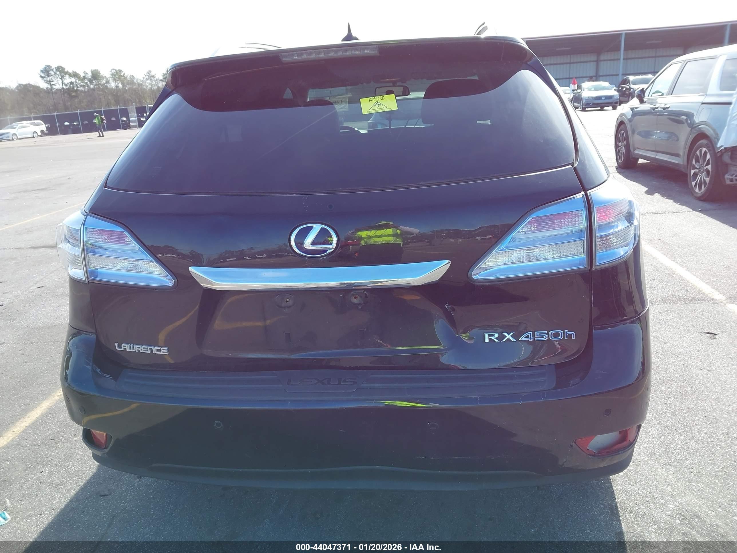 LEXUS RX image 6