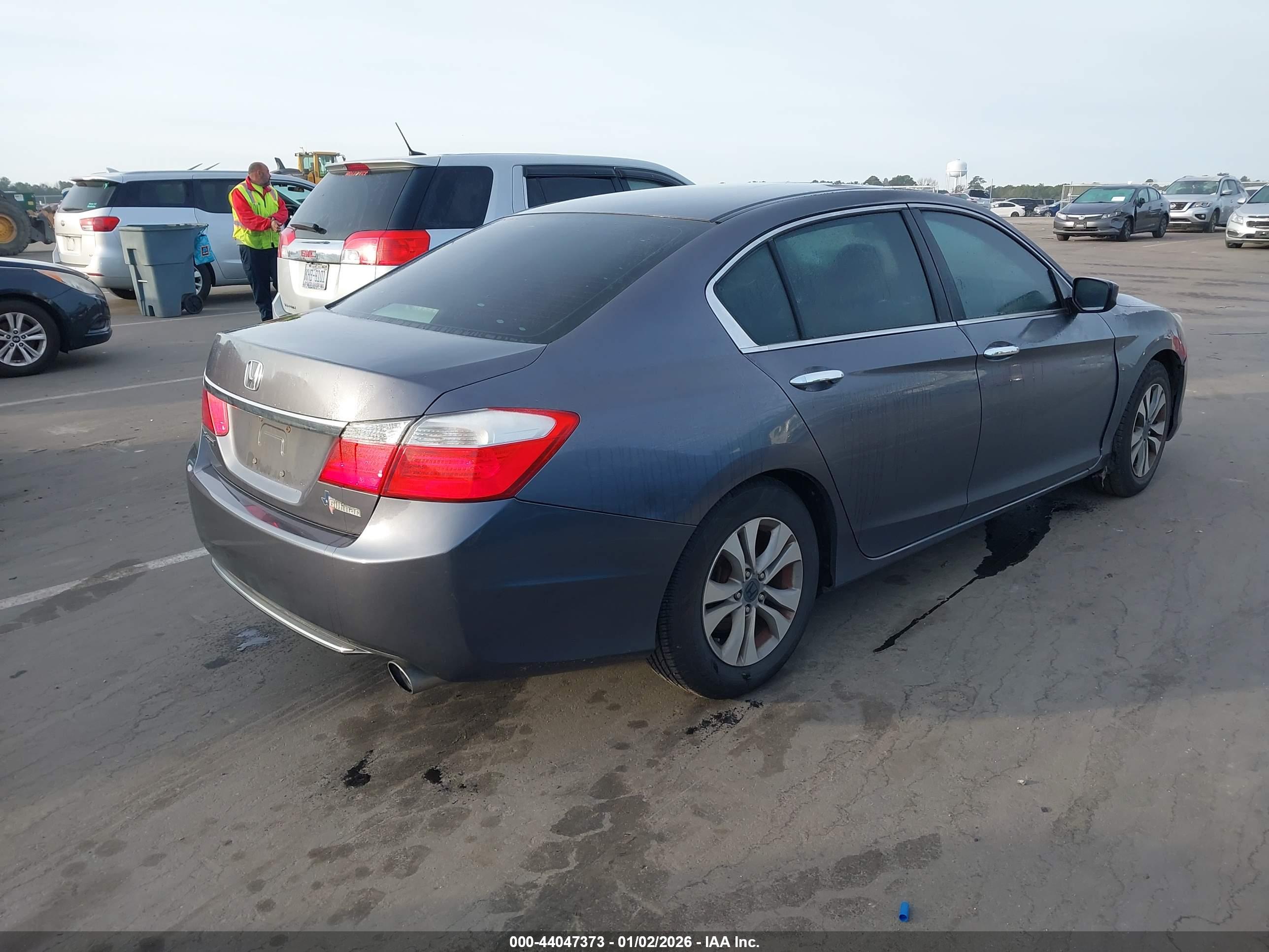 HONDA ACCORD image 4