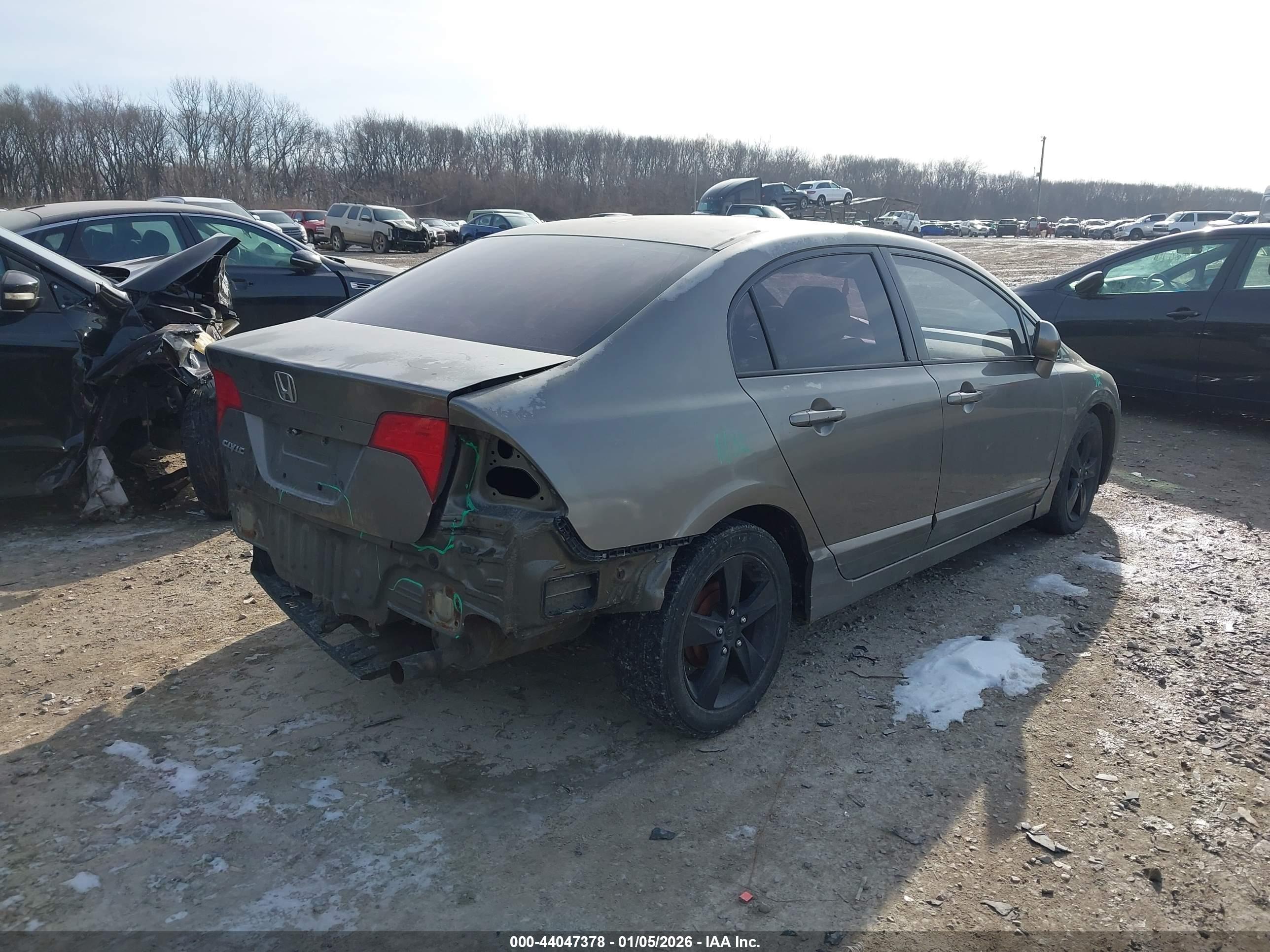 HONDA CIVIC image 4
