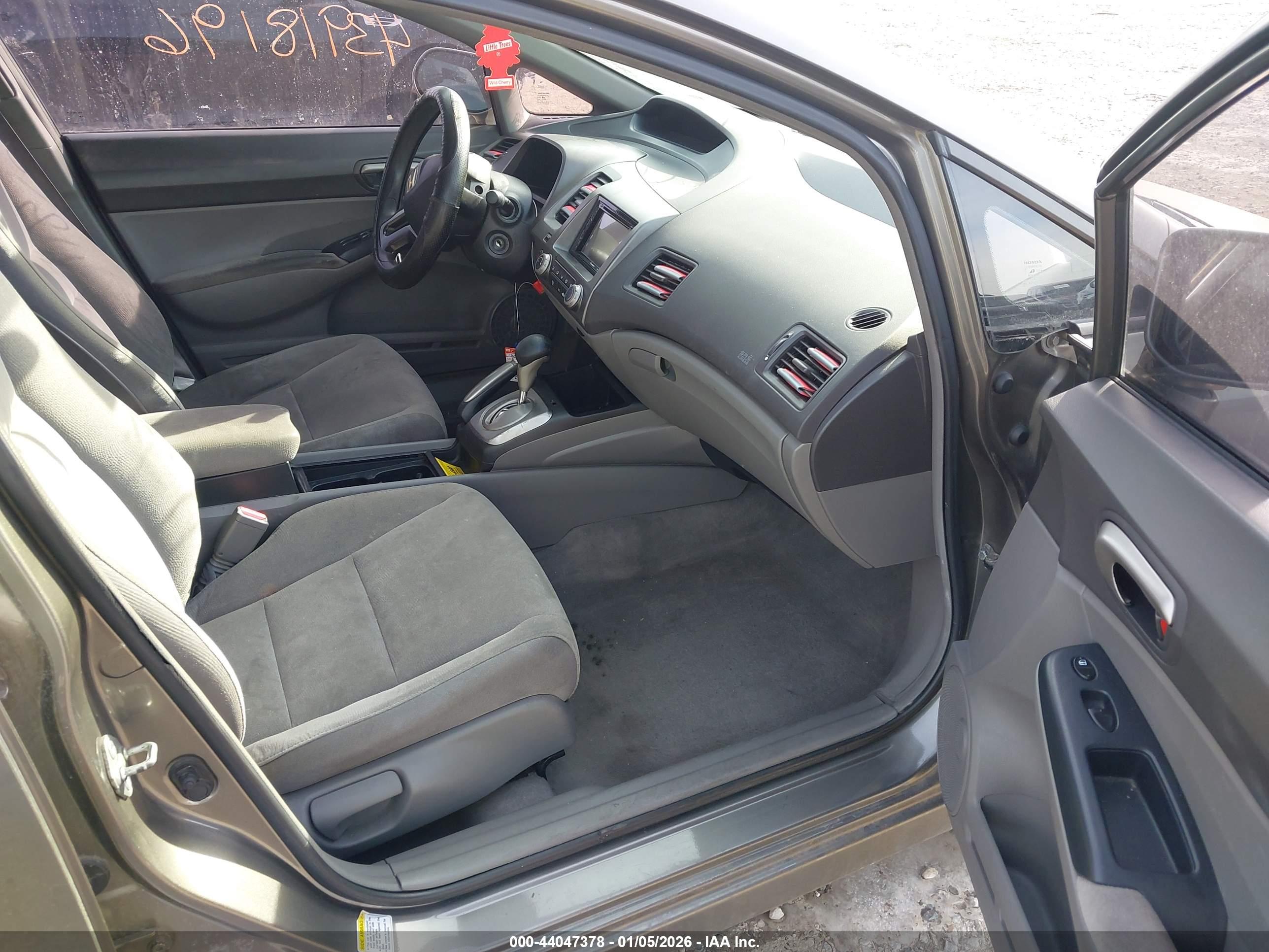 HONDA CIVIC image 5