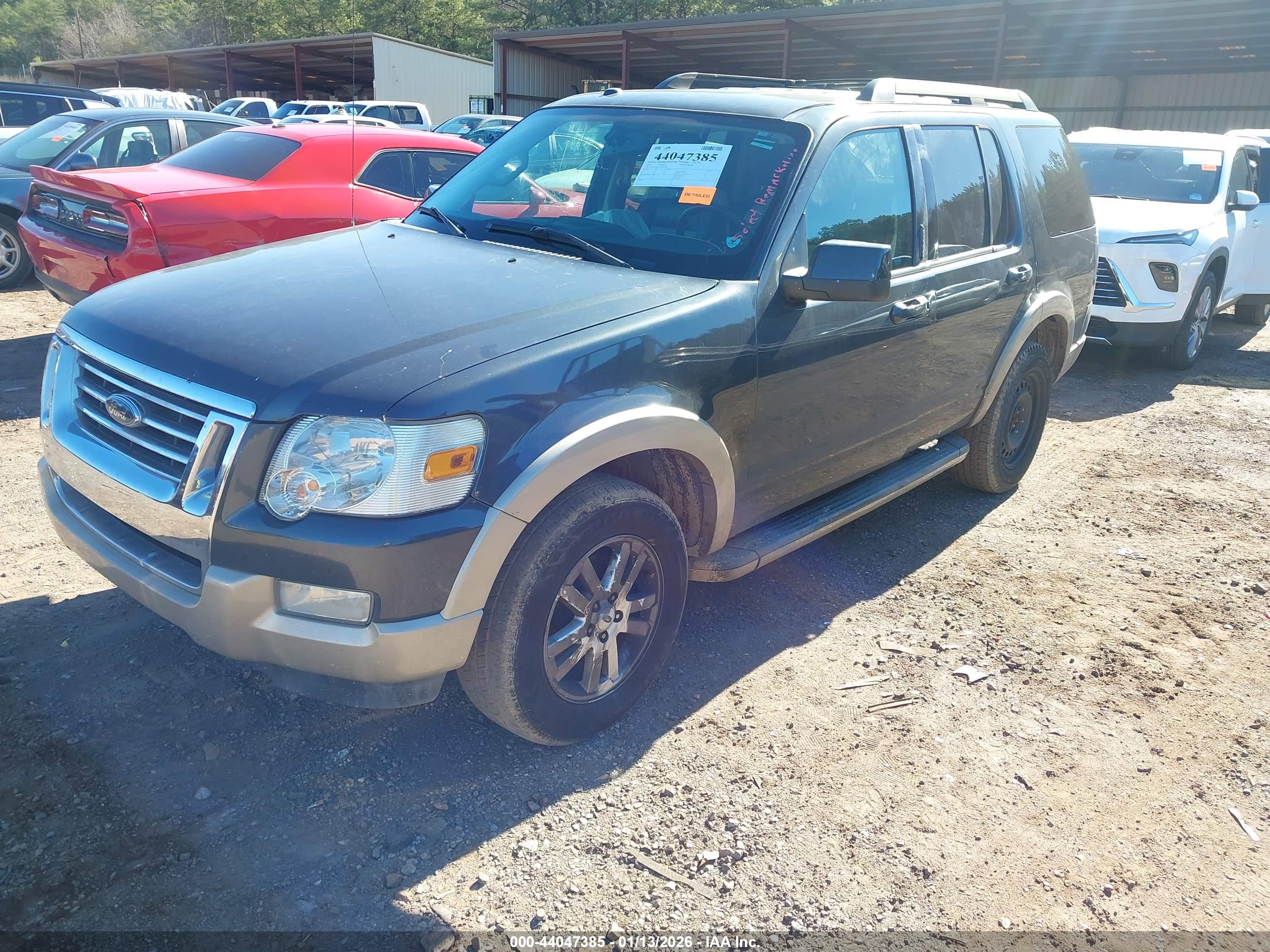 FORD EXPLORER image 2