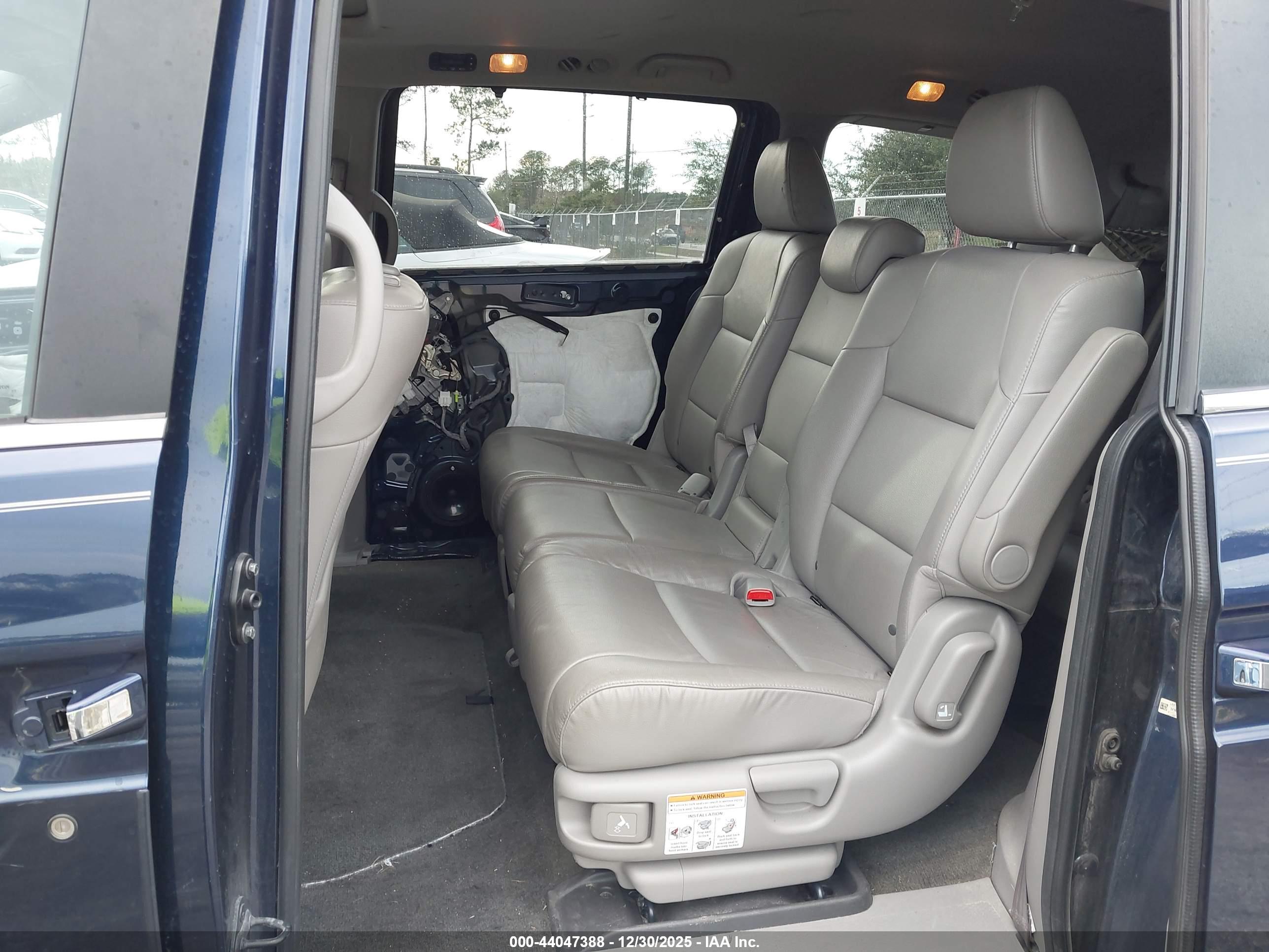 HONDA ODYSSEY image 8