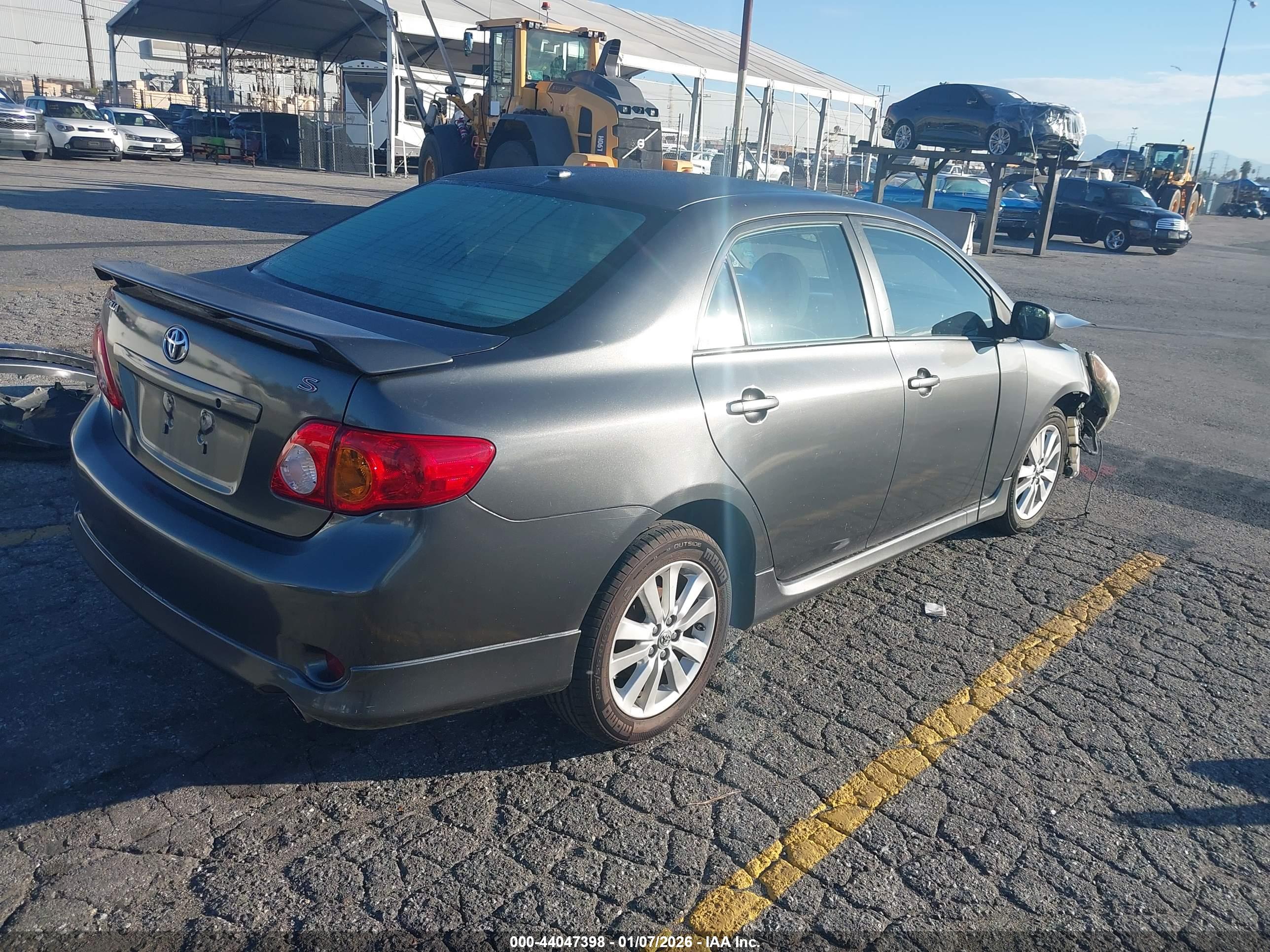TOYOTA COROLLA image 4