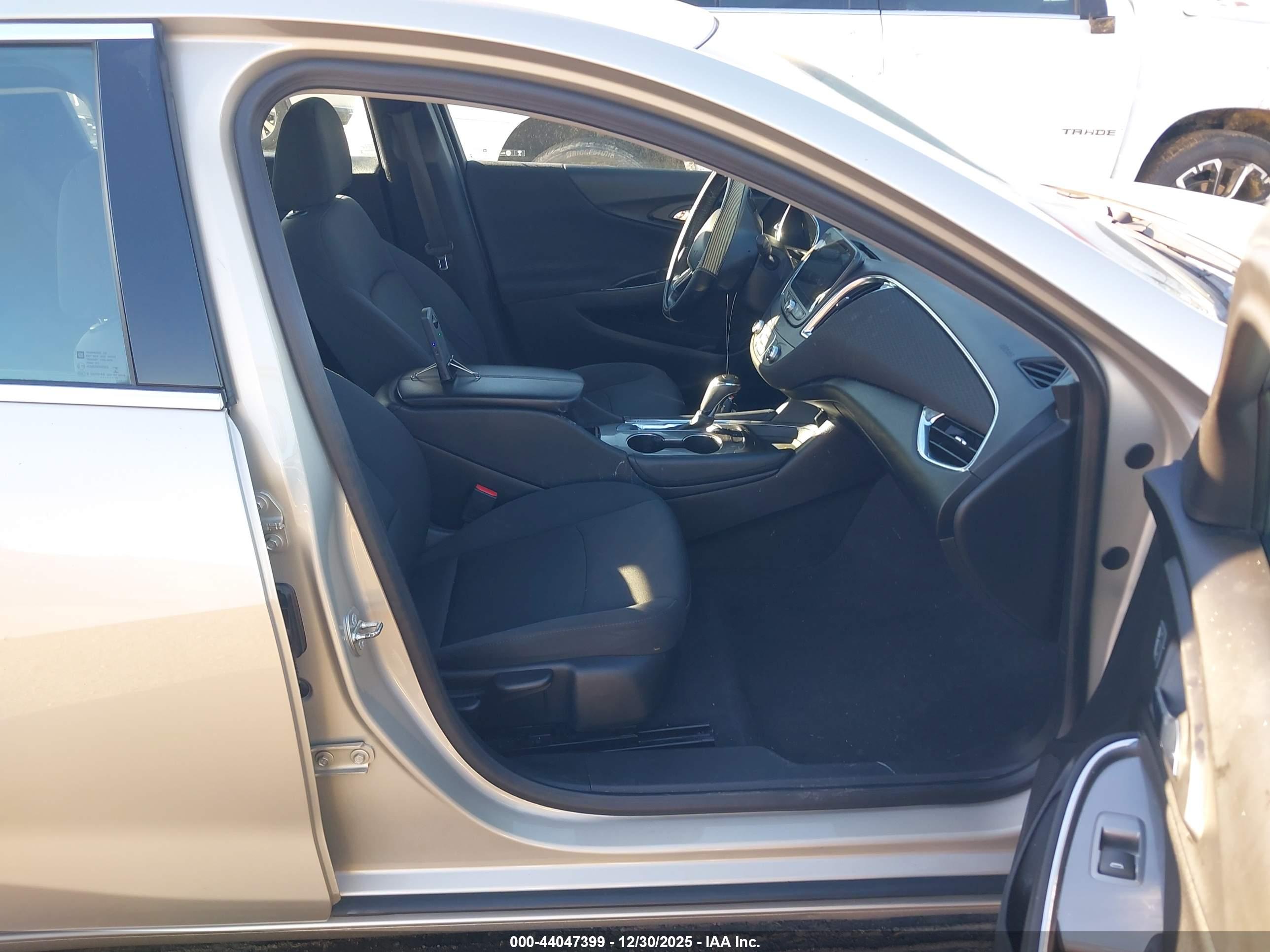 CHEVROLET MALIBU image 5