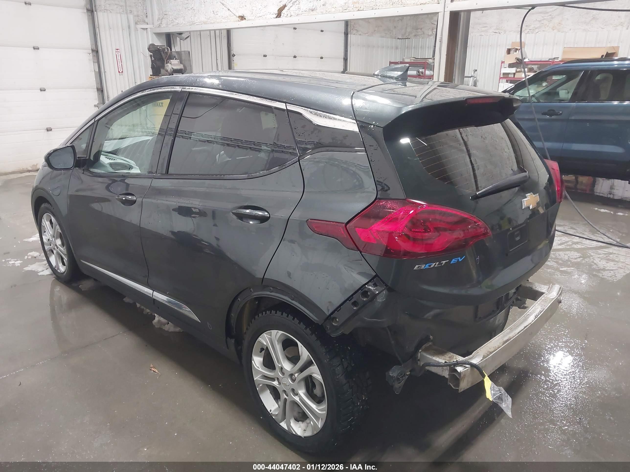 CHEVROLET BOLT image 3