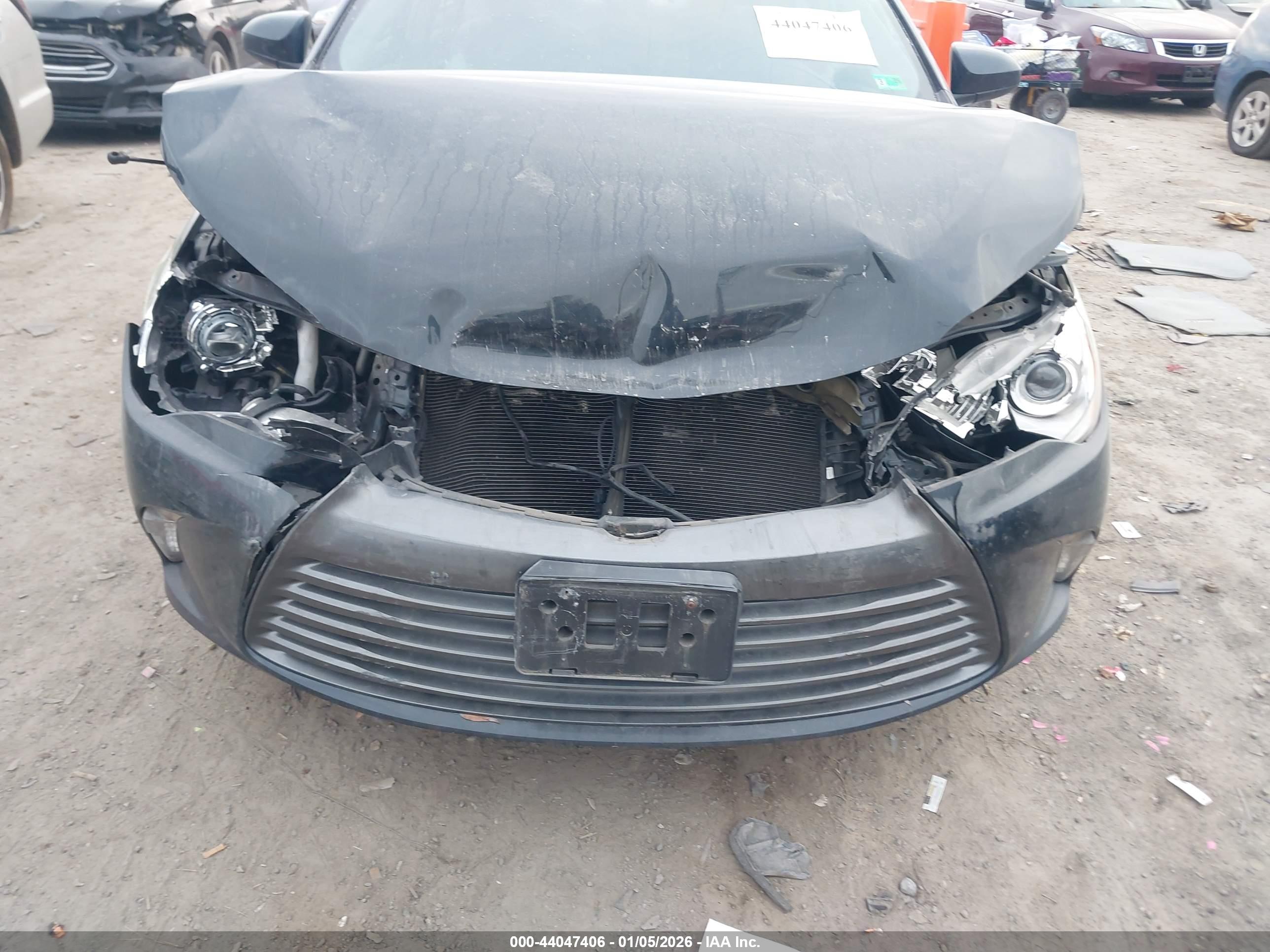 TOYOTA CAMRY image 6