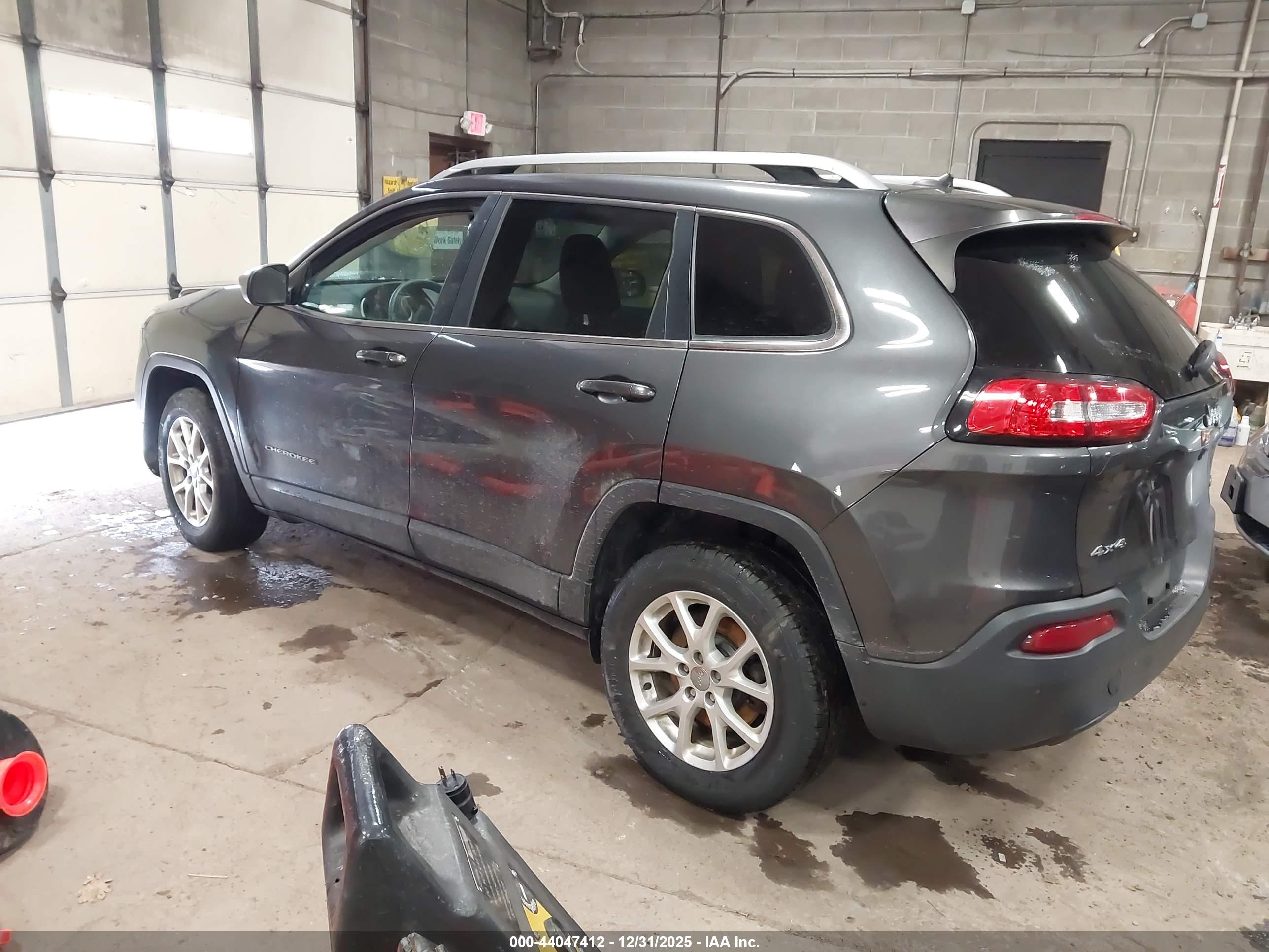 JEEP CHEROKEE image 3