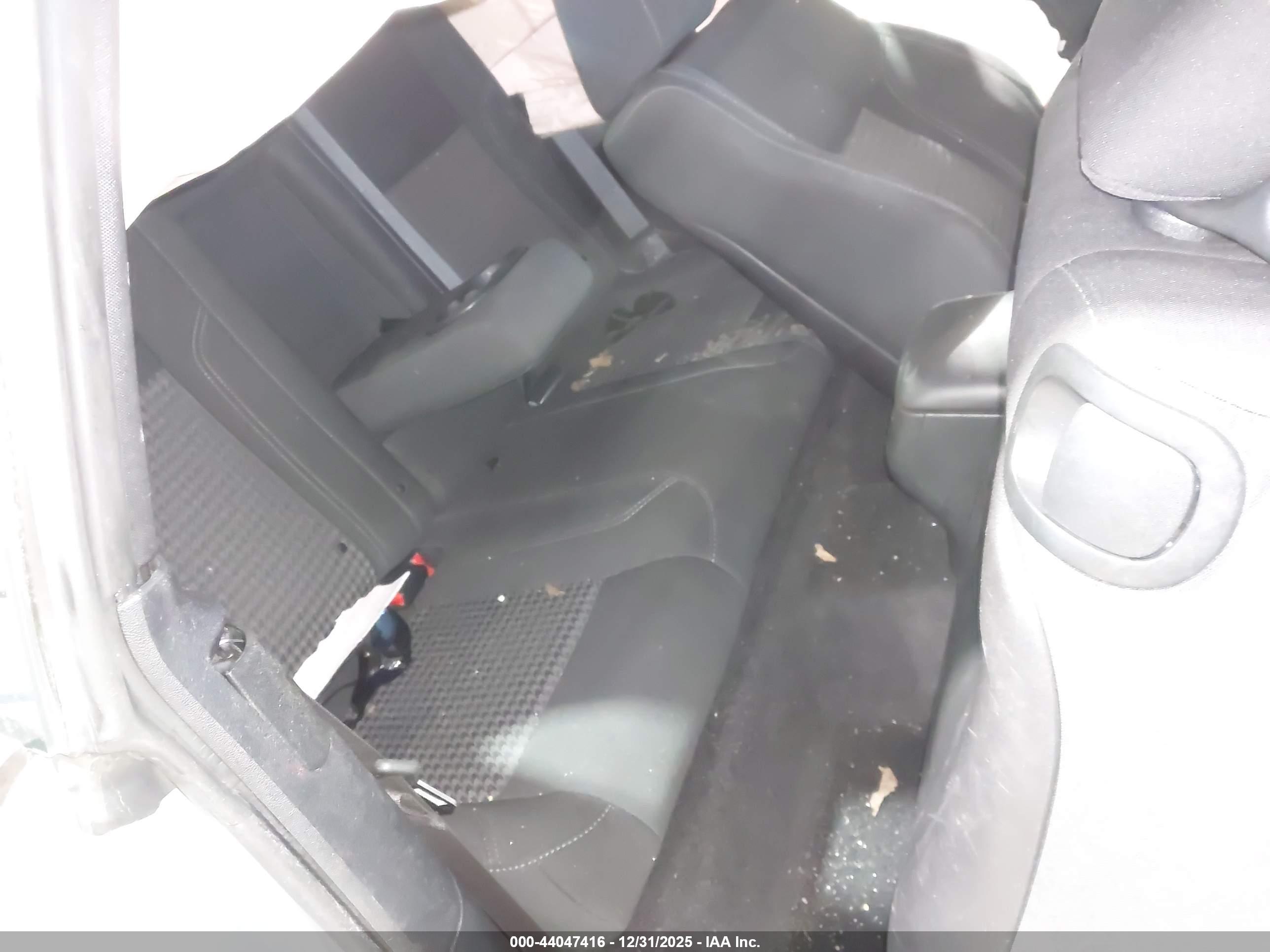 DODGE CHALLENGER image 8