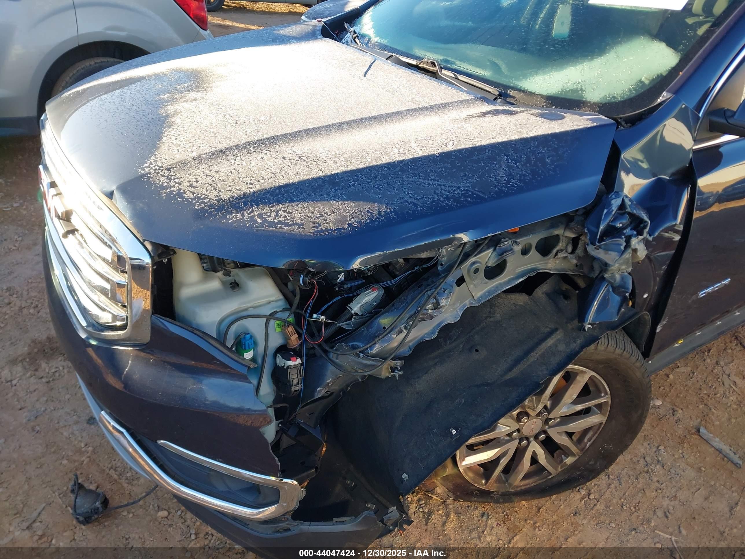 GMC ACADIA image 6