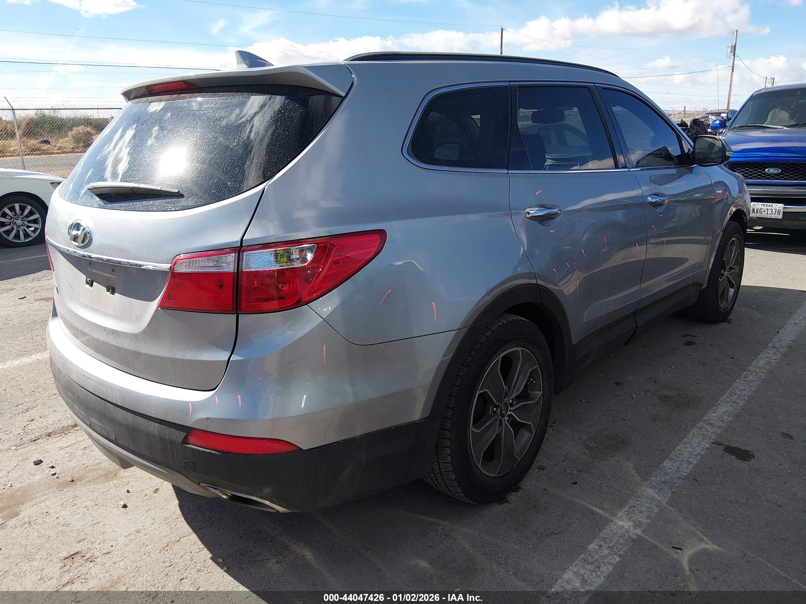 HYUNDAI SANTA image 4