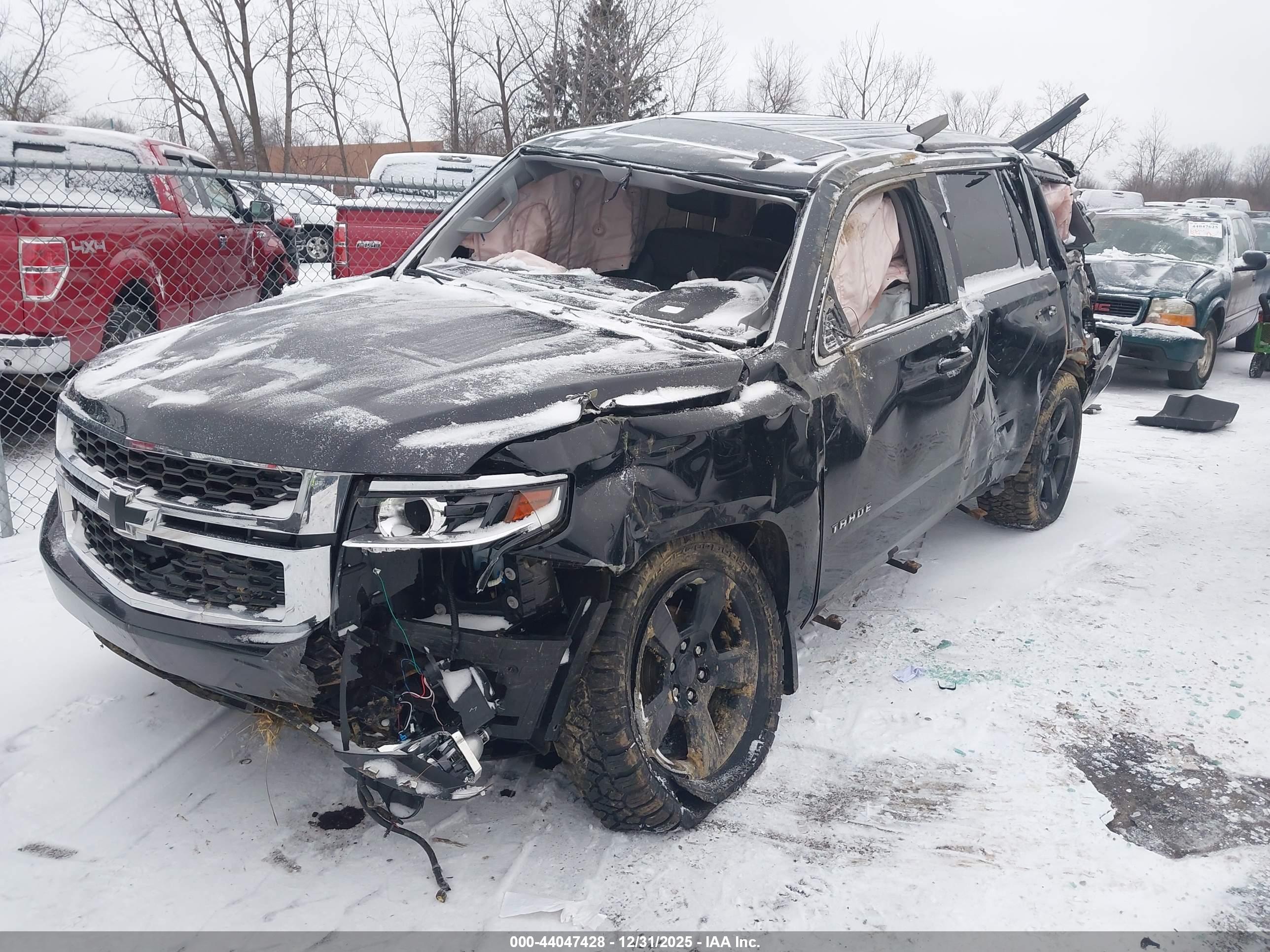 CHEVROLET TAHOE image 2