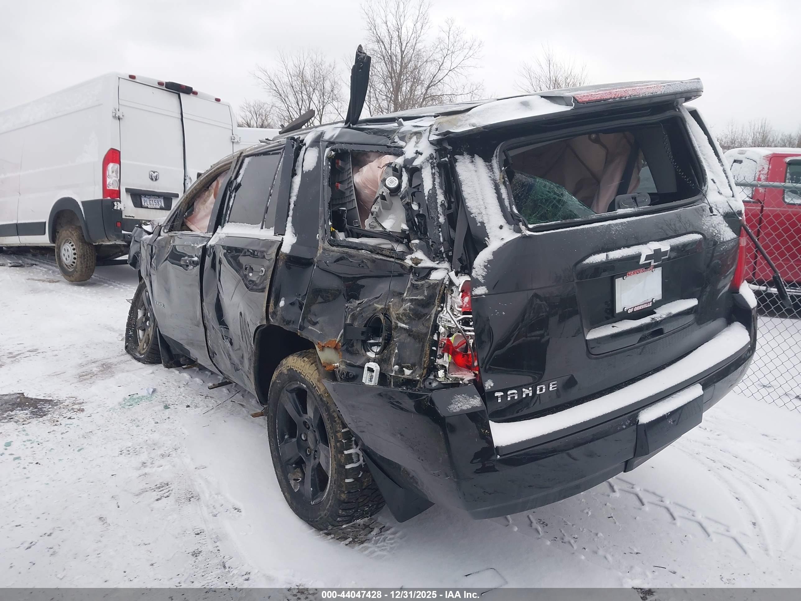 CHEVROLET TAHOE image 3