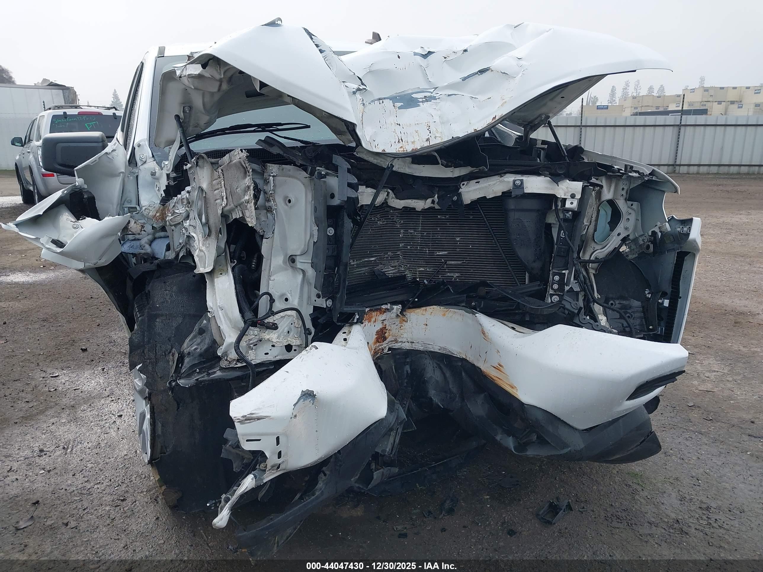CHEVROLET SILVERADO image 6