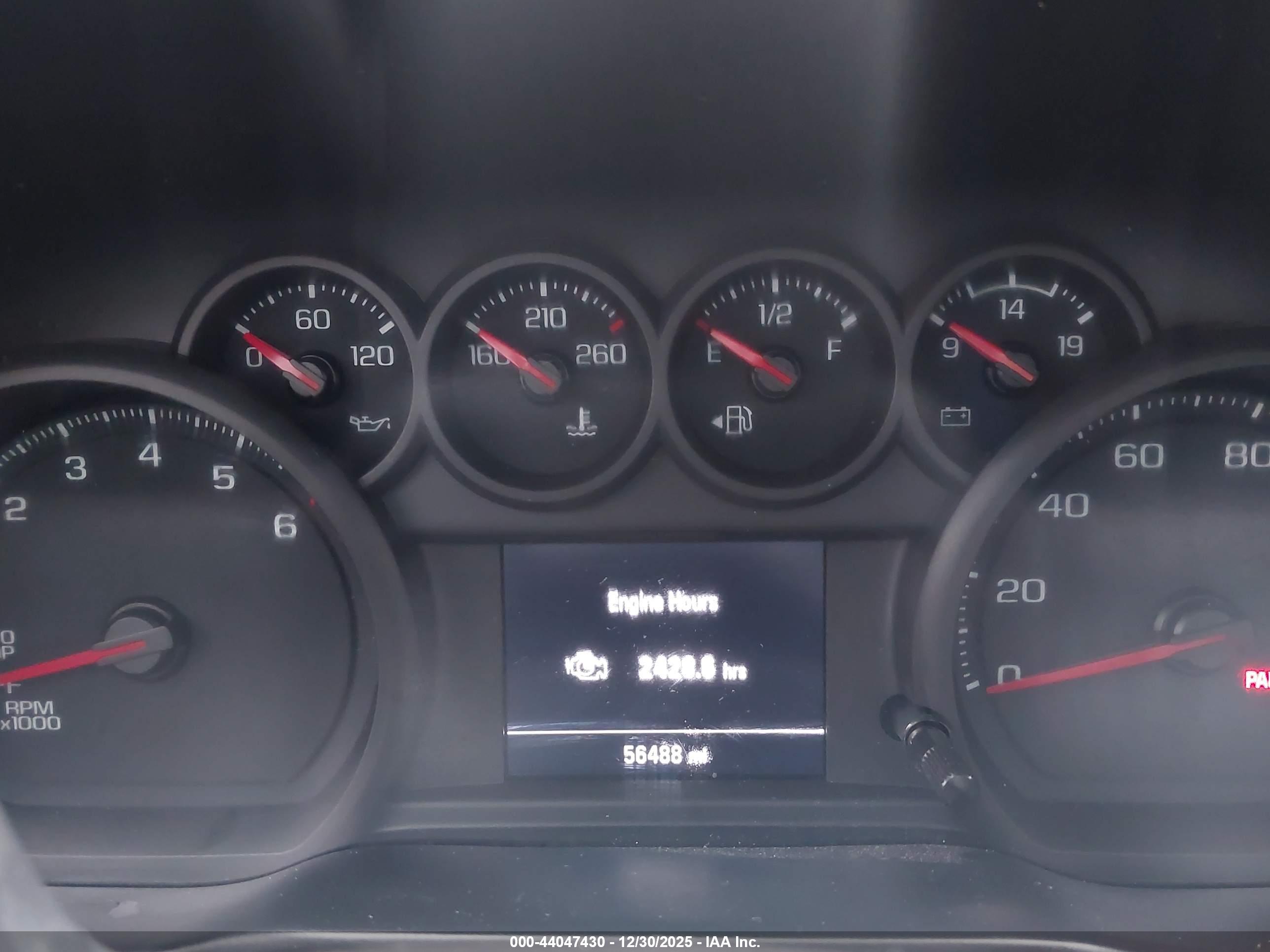 CHEVROLET SILVERADO image 7