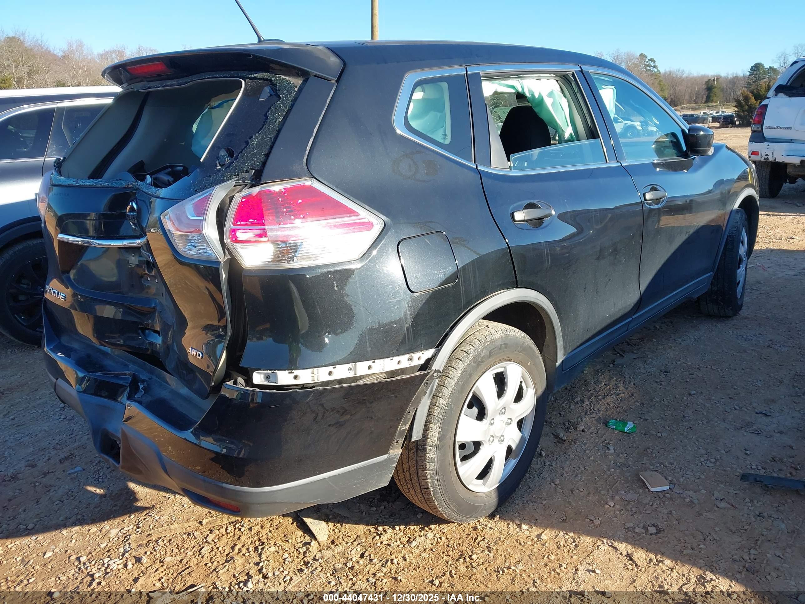NISSAN ROGUE image 4