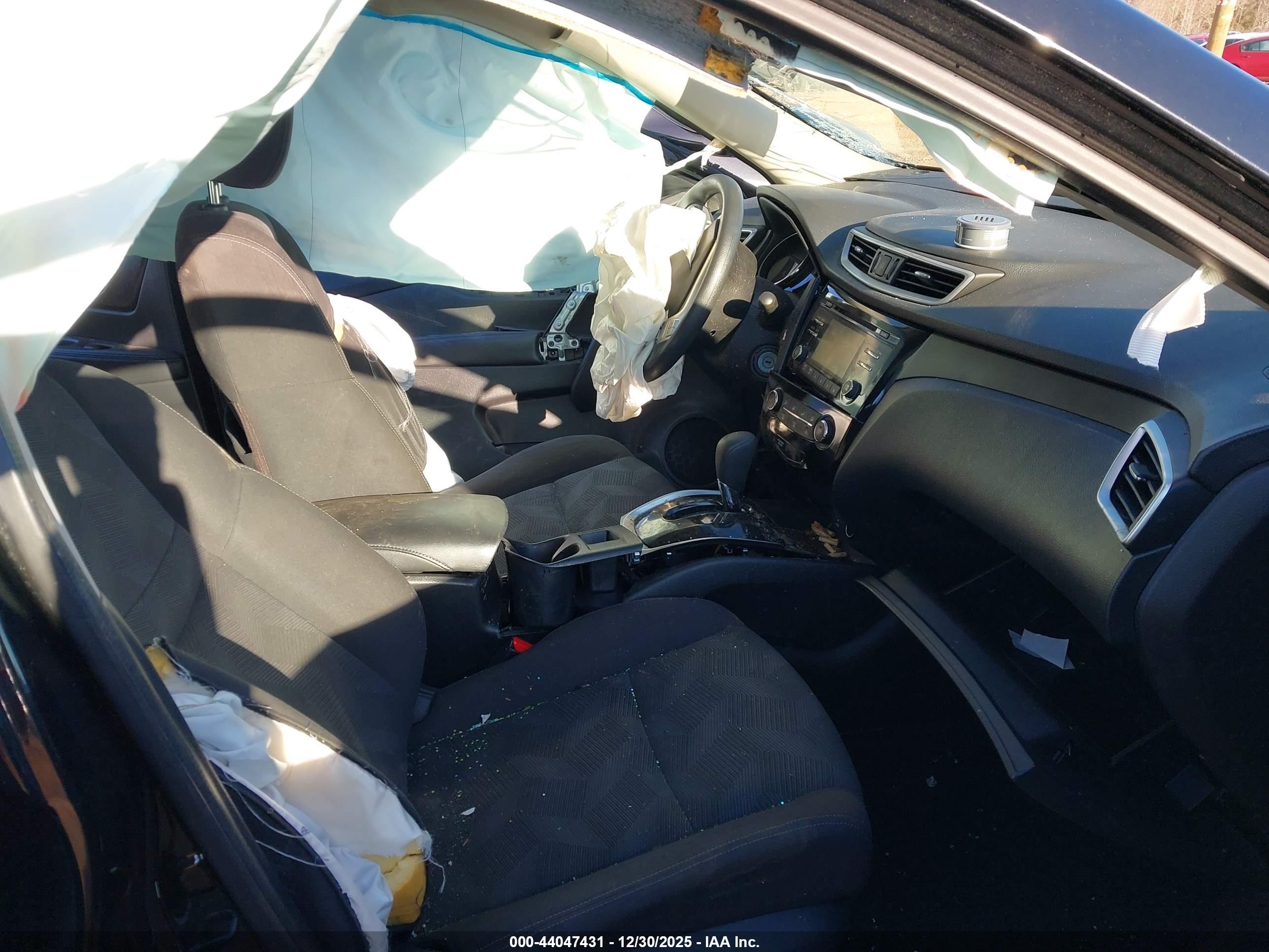 NISSAN ROGUE image 5