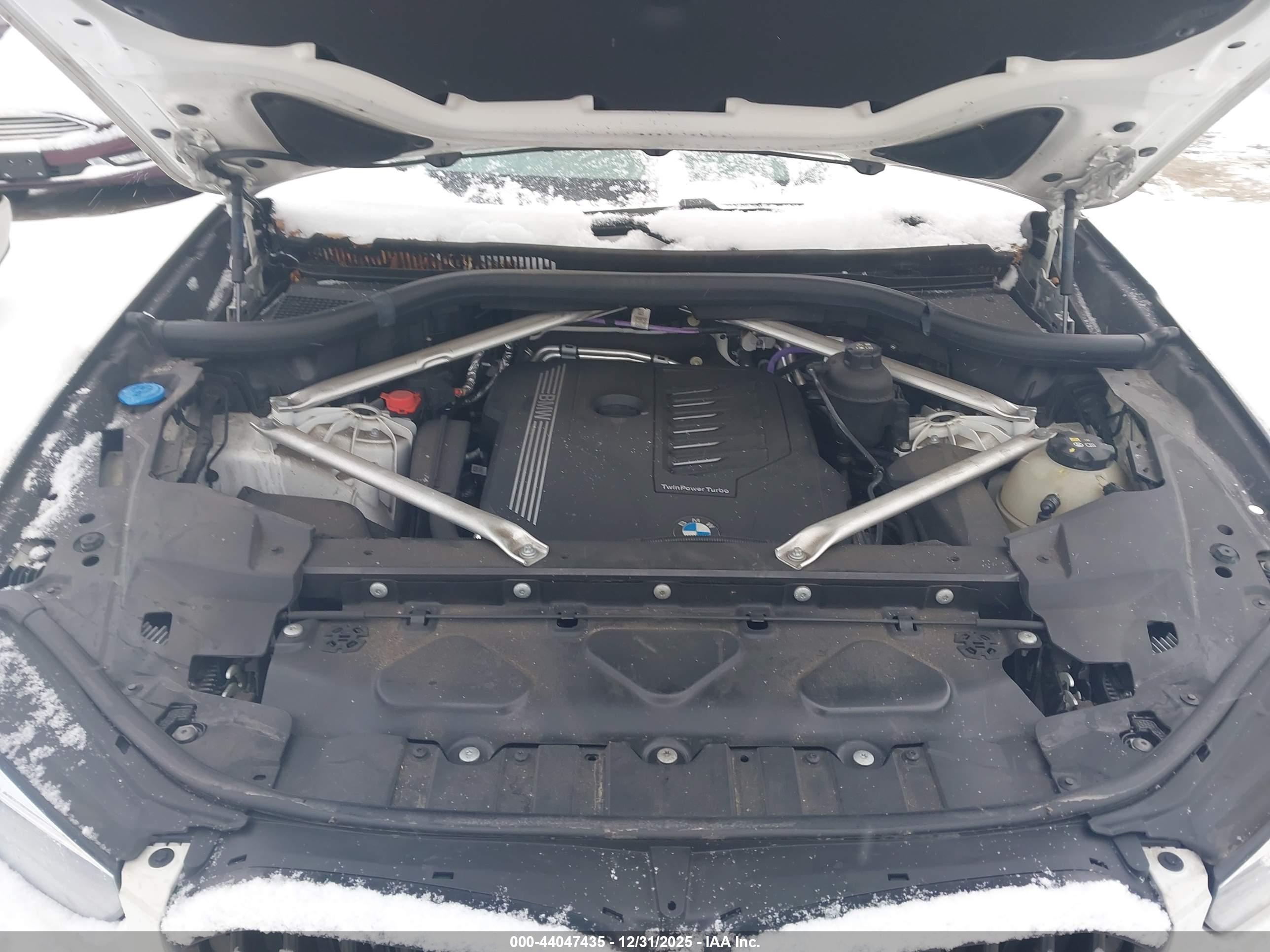 BMW X5 image 10