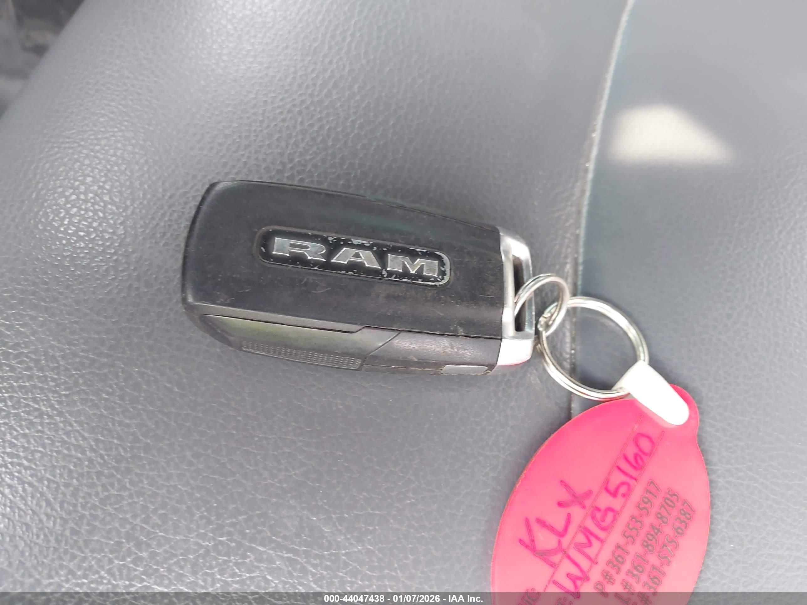 RAM 2500 image 11