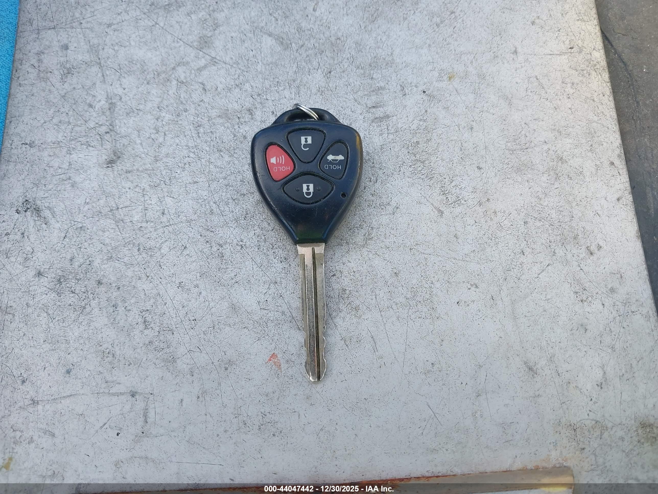 TOYOTA CAMRY image 11
