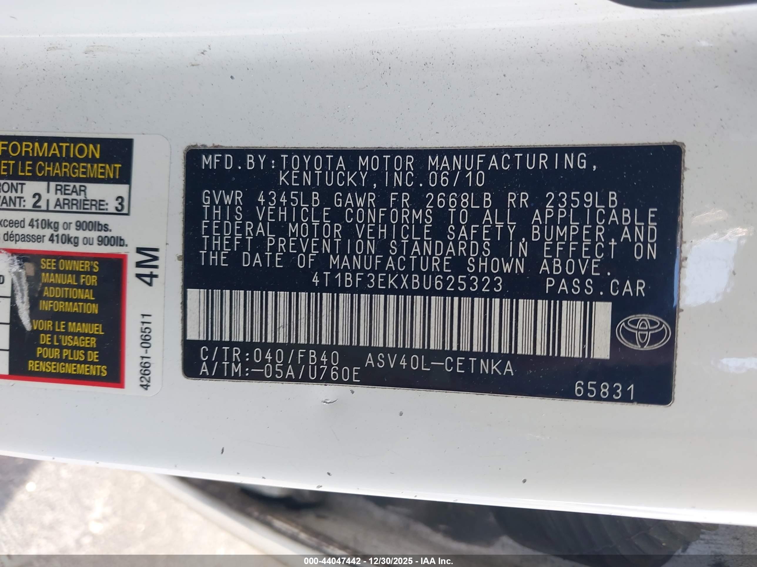 TOYOTA CAMRY image 9