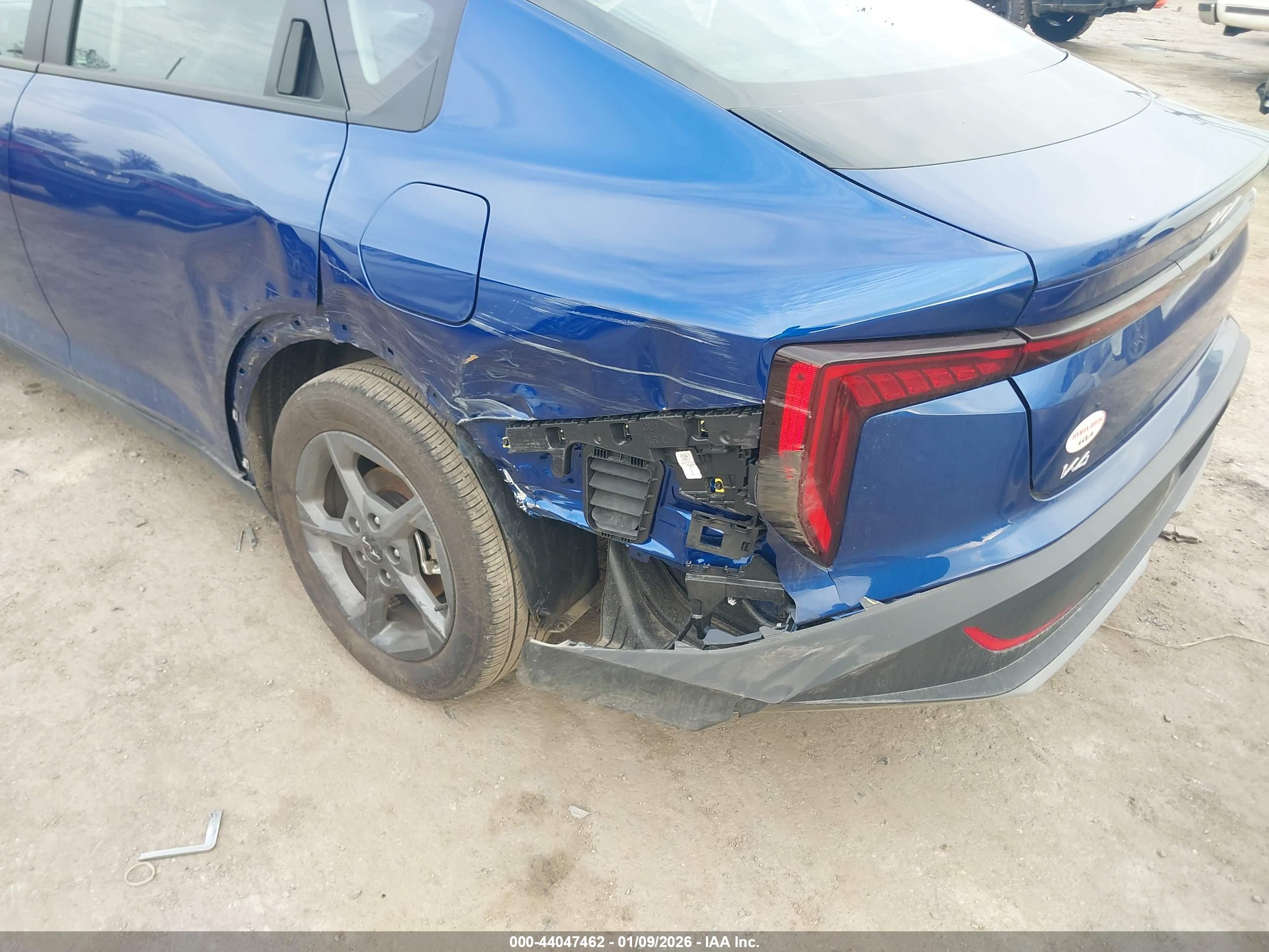 KIA K4 image 6