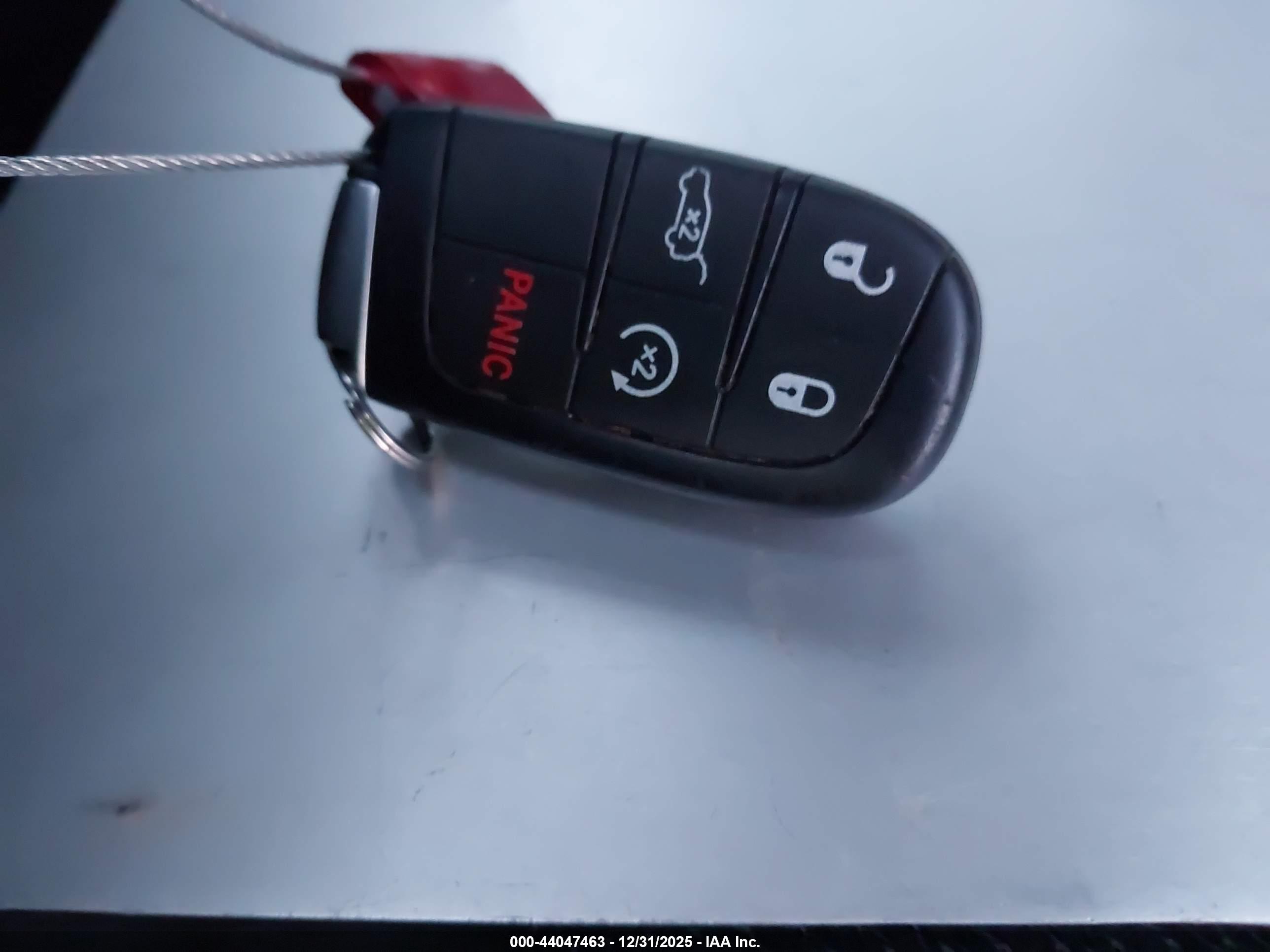 JEEP GRAND image 11