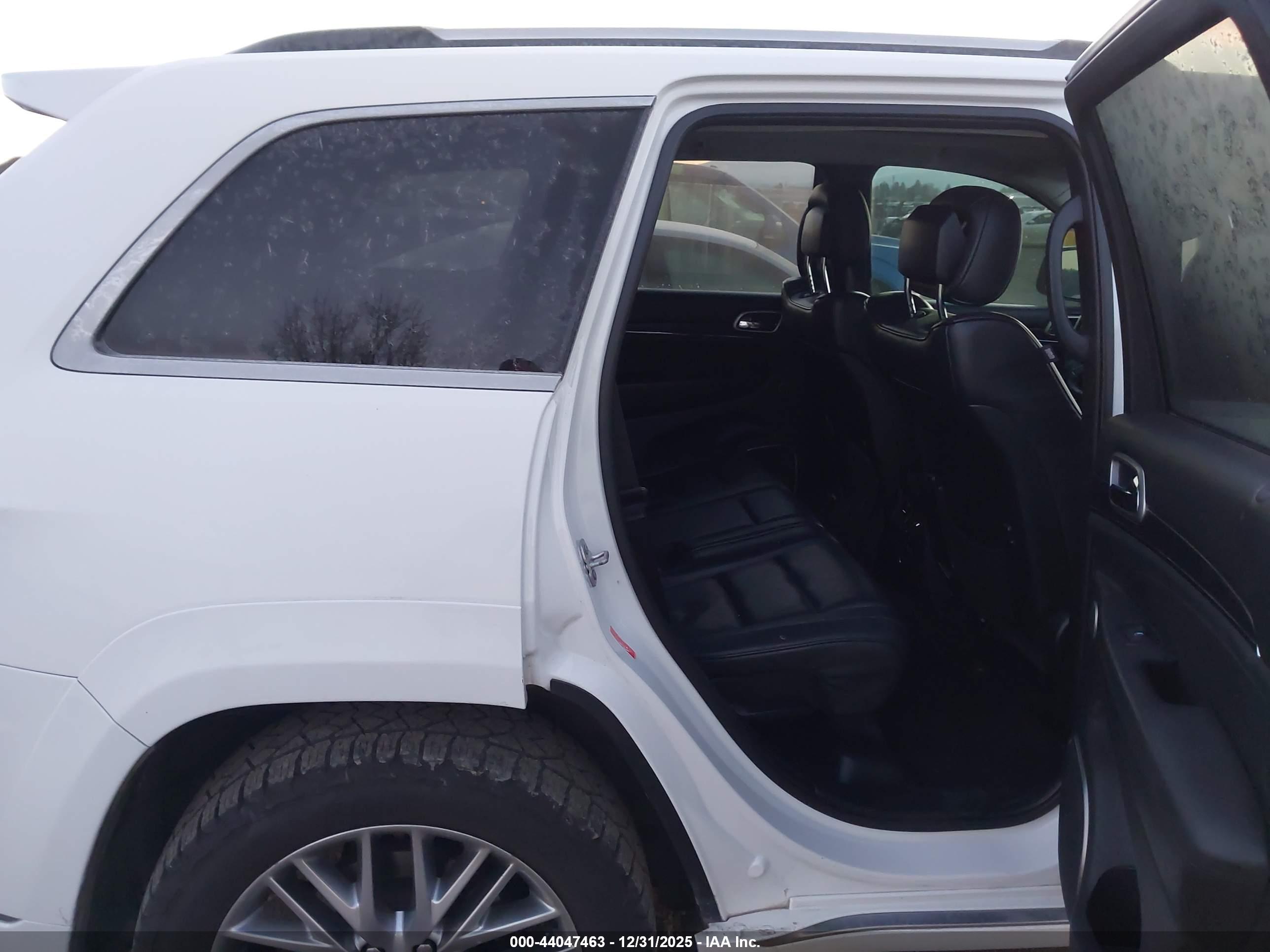 JEEP GRAND image 8