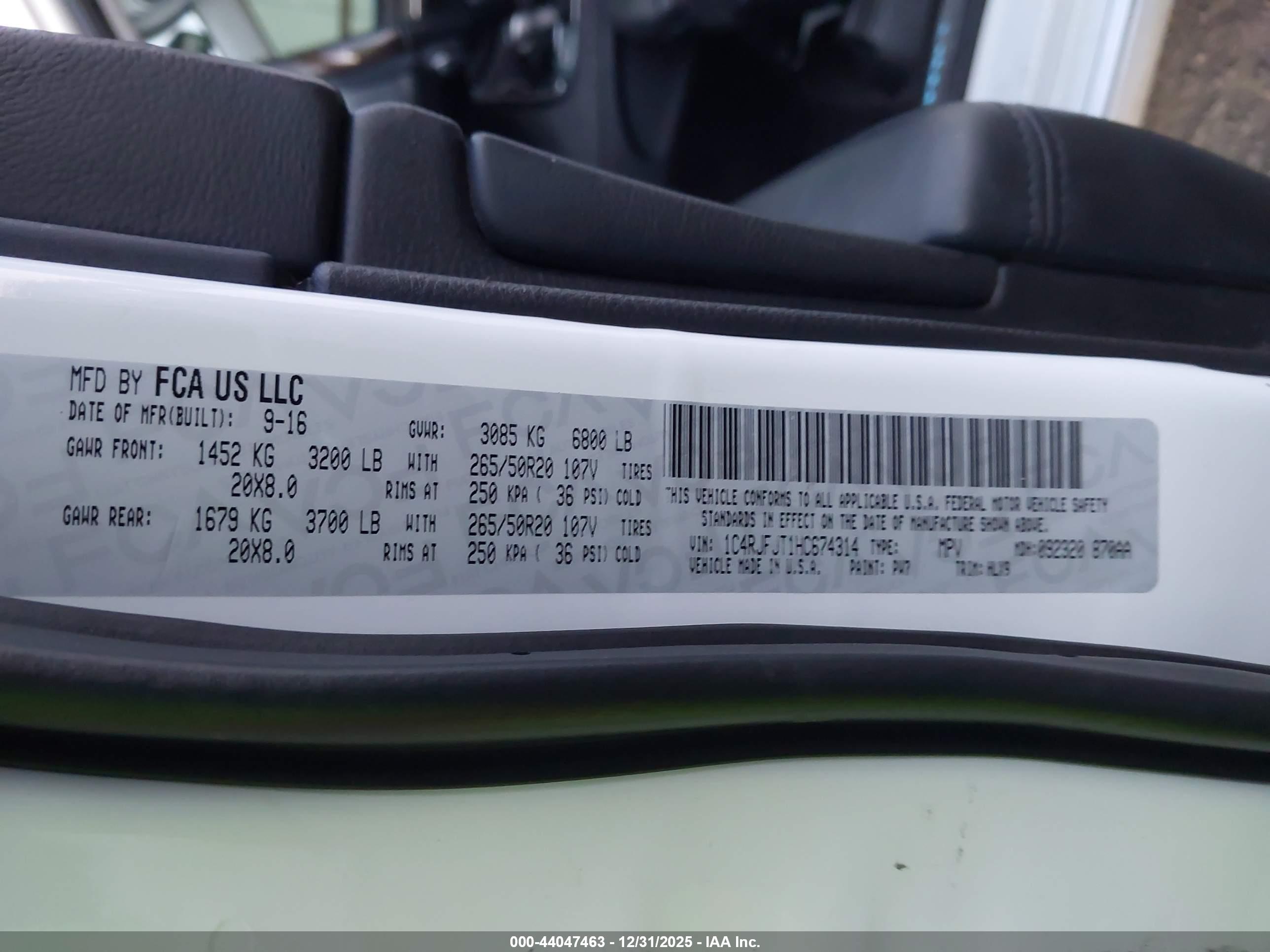 JEEP GRAND image 9
