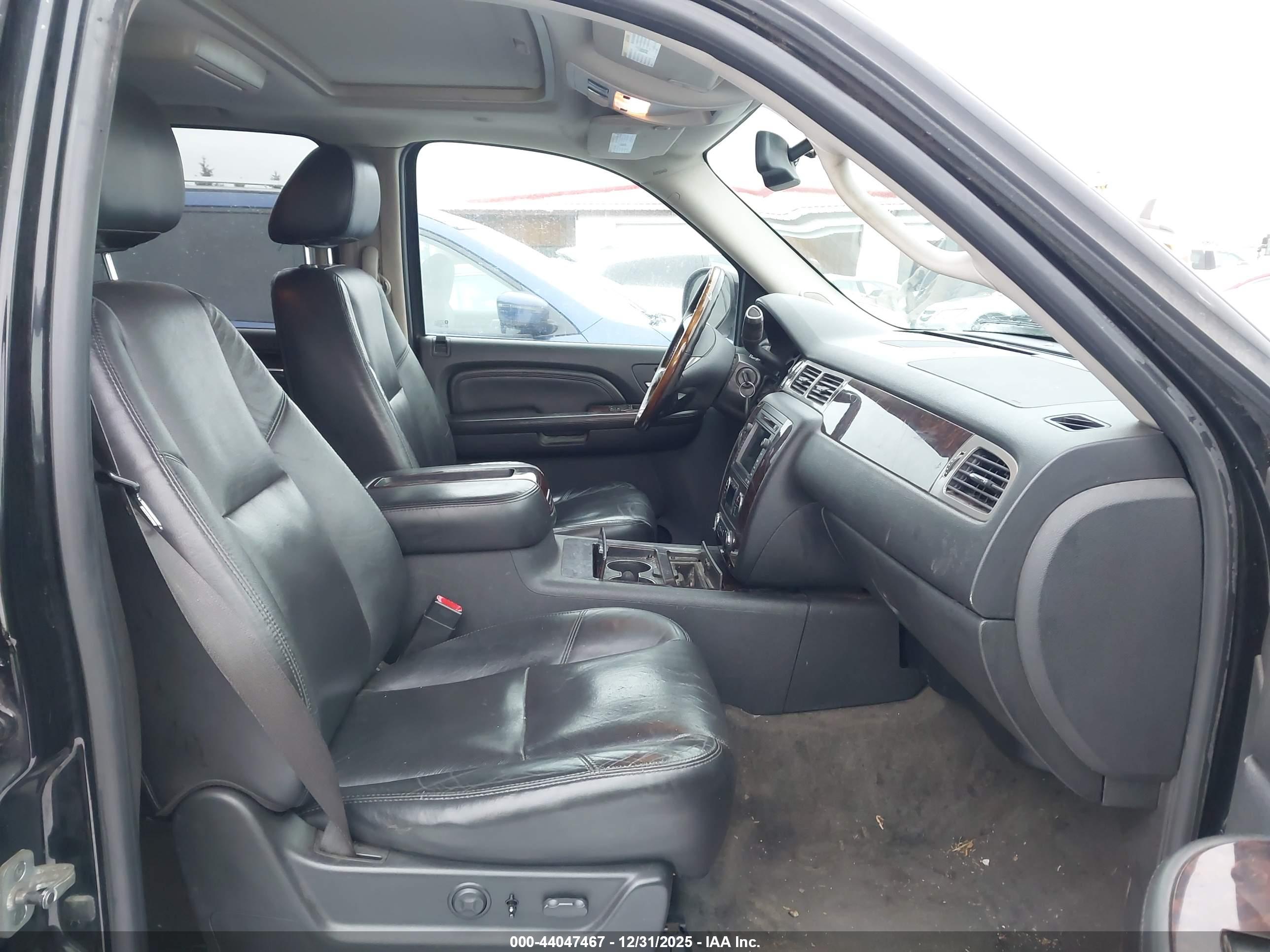 GMC YUKON image 5