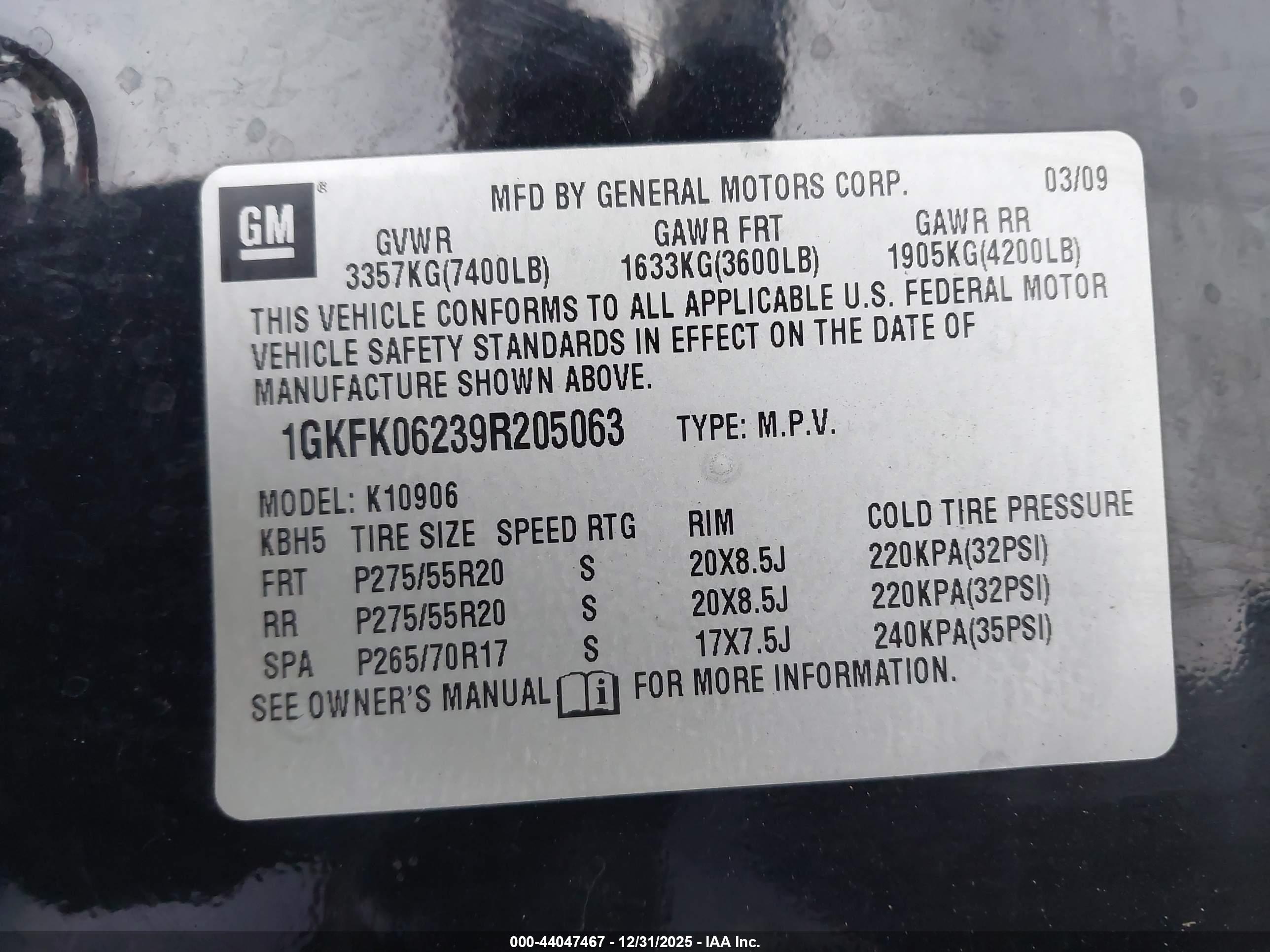 GMC YUKON image 9