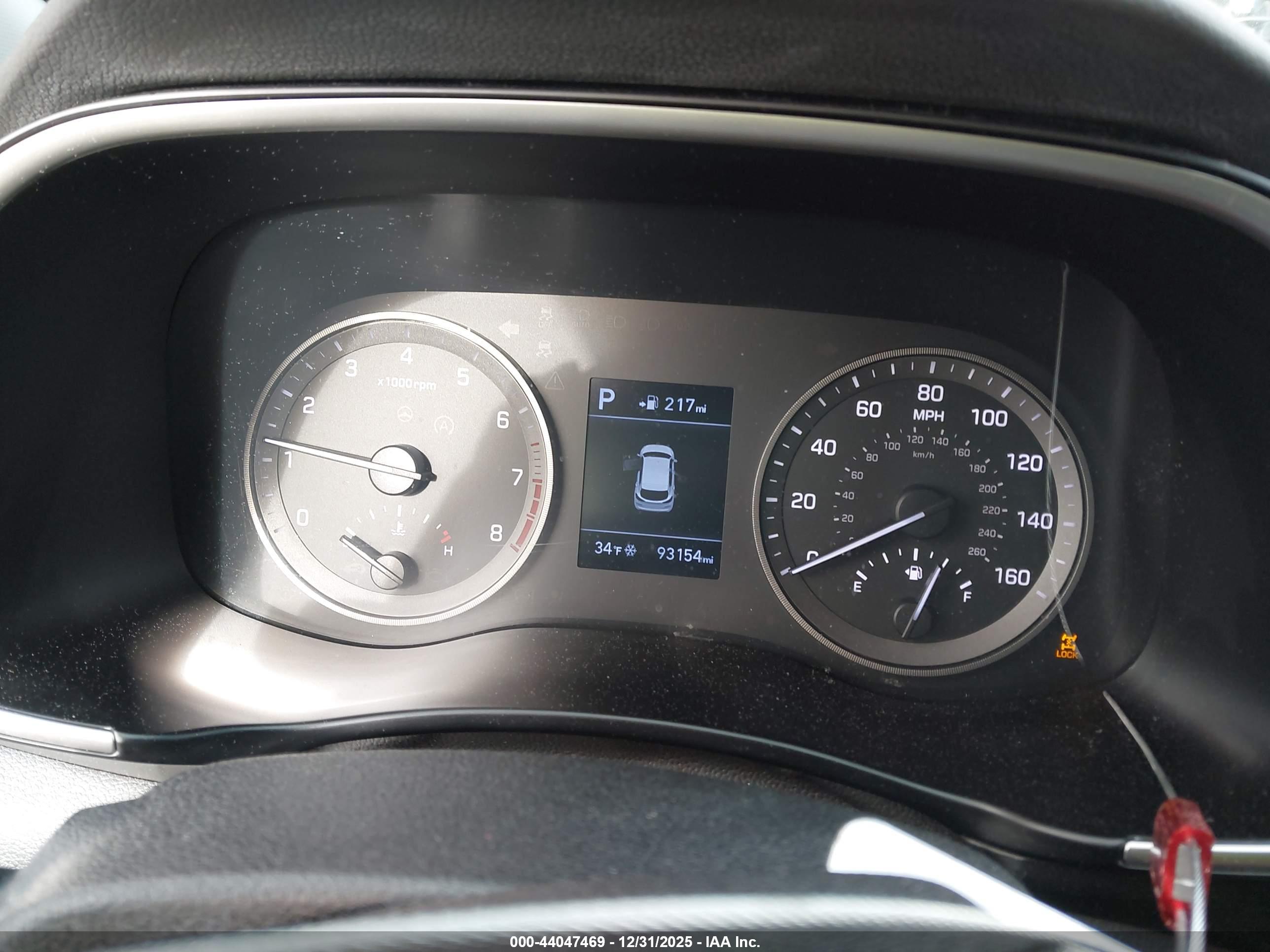 HYUNDAI TUCSON image 7