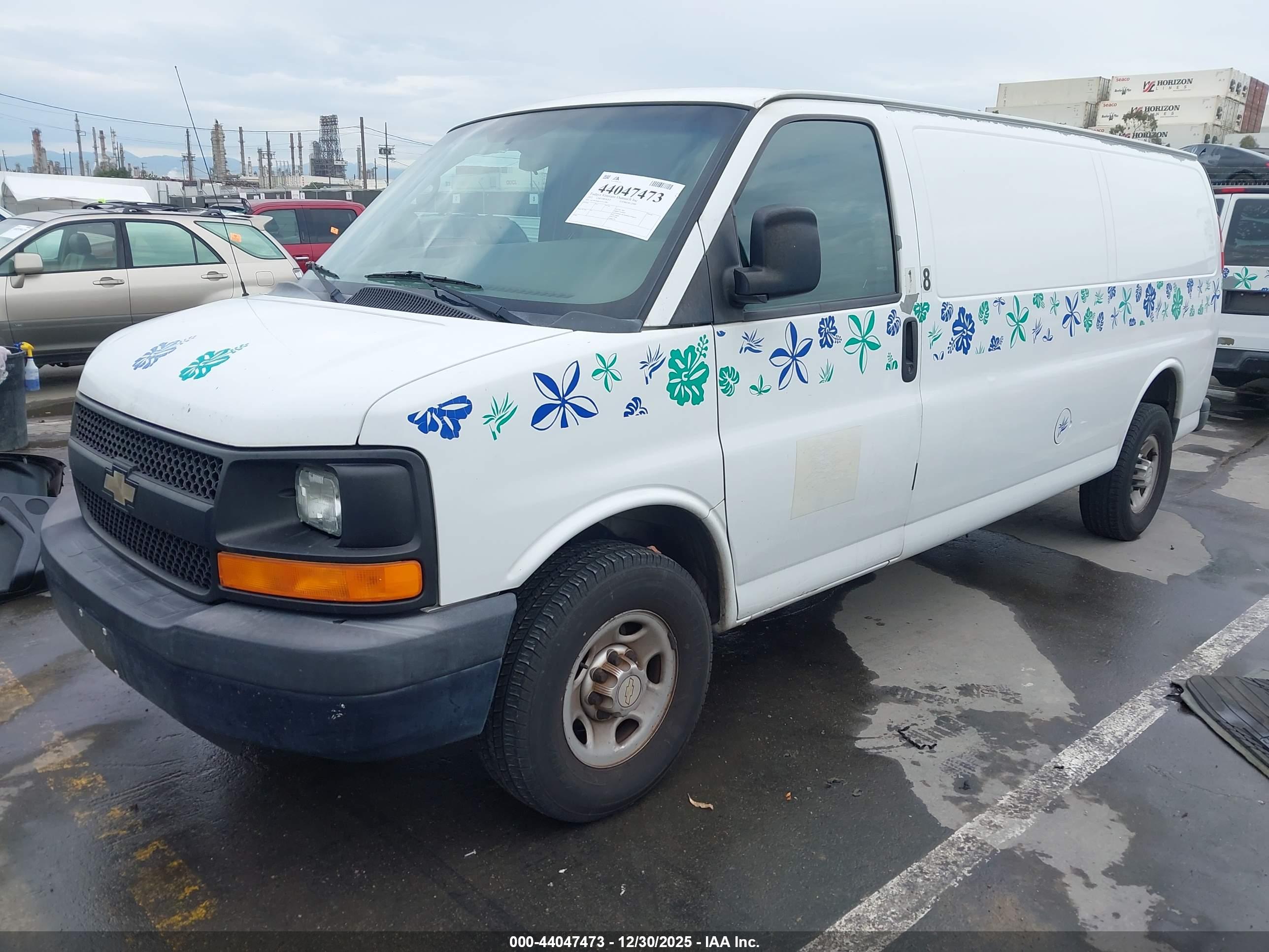 CHEVROLET EXPRESS image 2