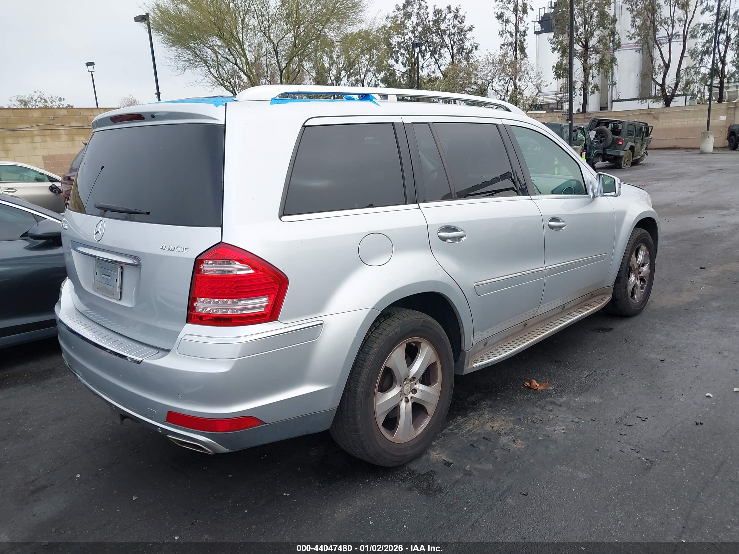 MERCEDES-BENZ GL image 4