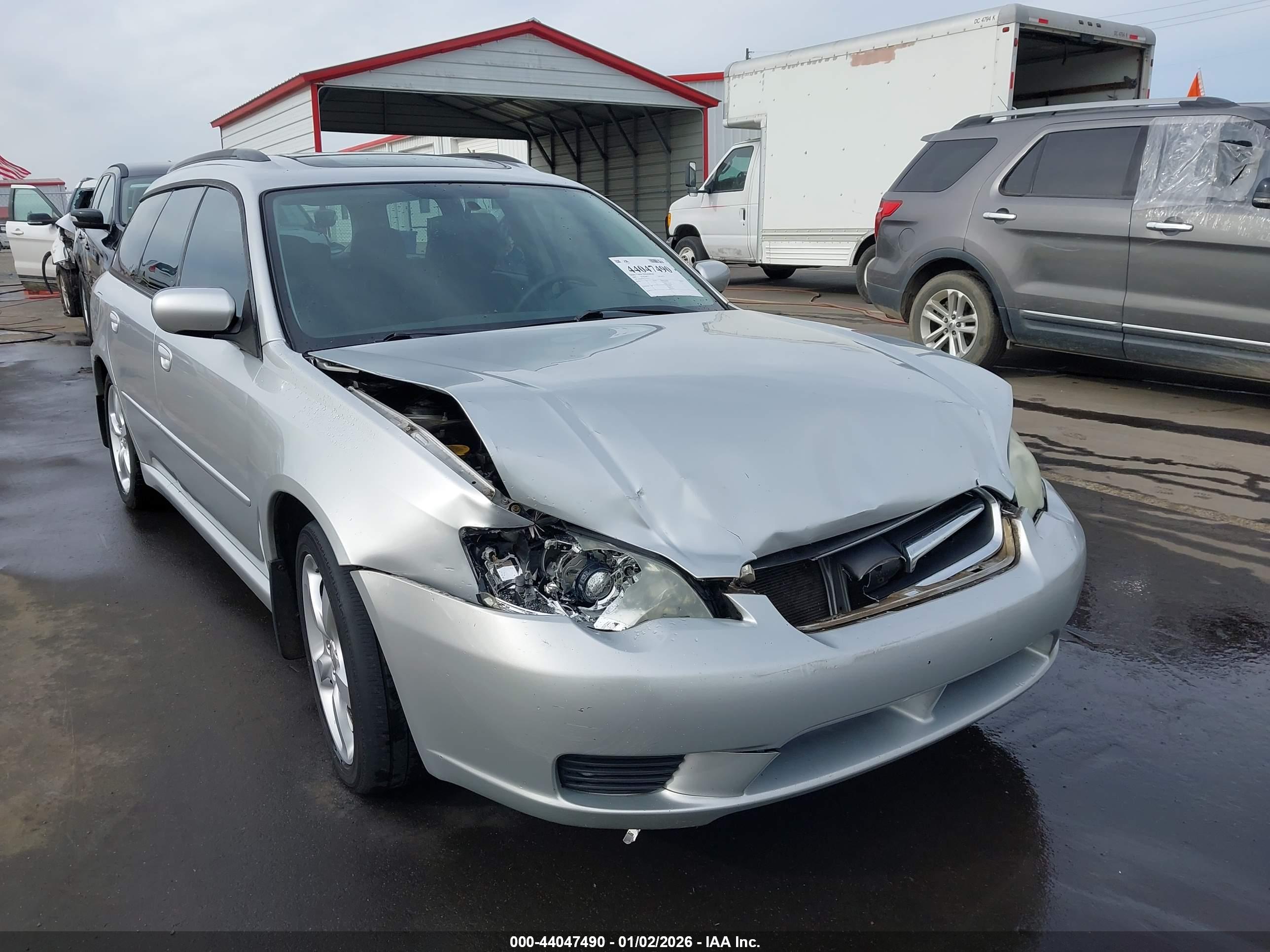 SUBARU LEGACY image 6