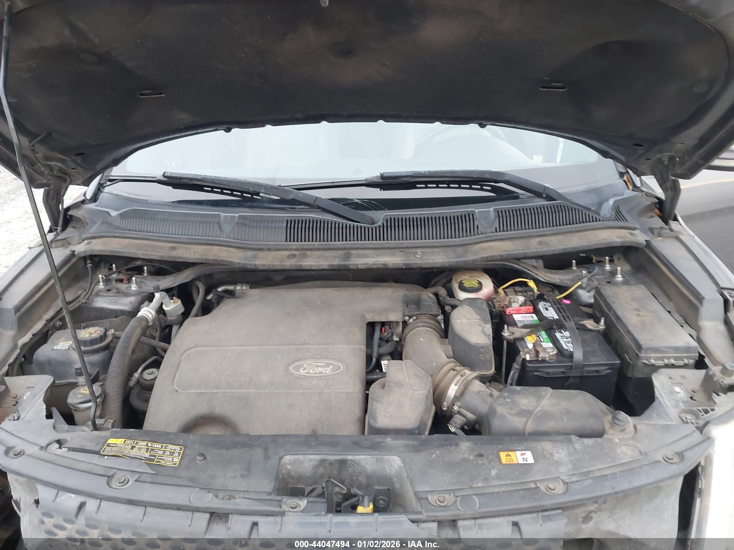 FORD EXPLORER image 10