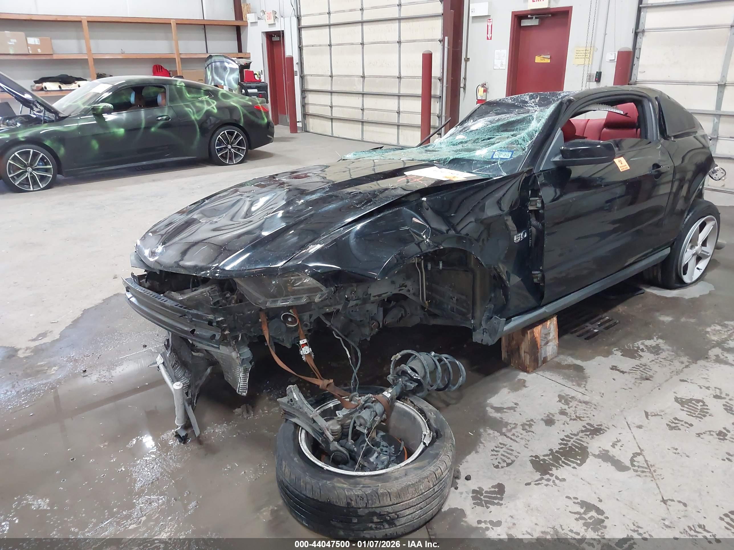 FORD MUSTANG image 6