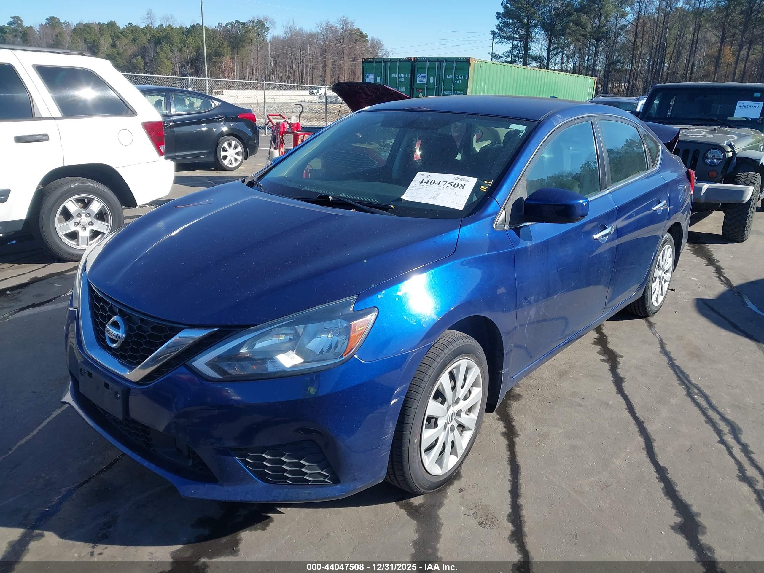 NISSAN SENTRA image 2