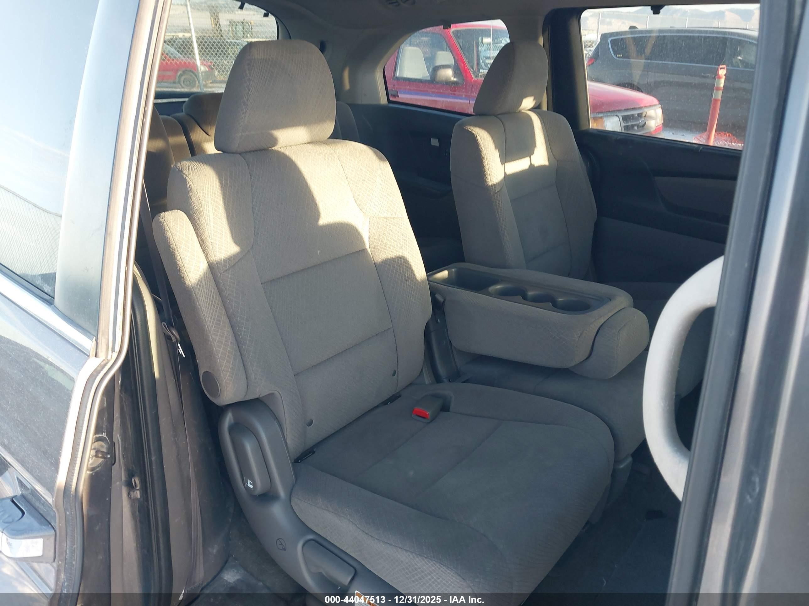 HONDA ODYSSEY image 8