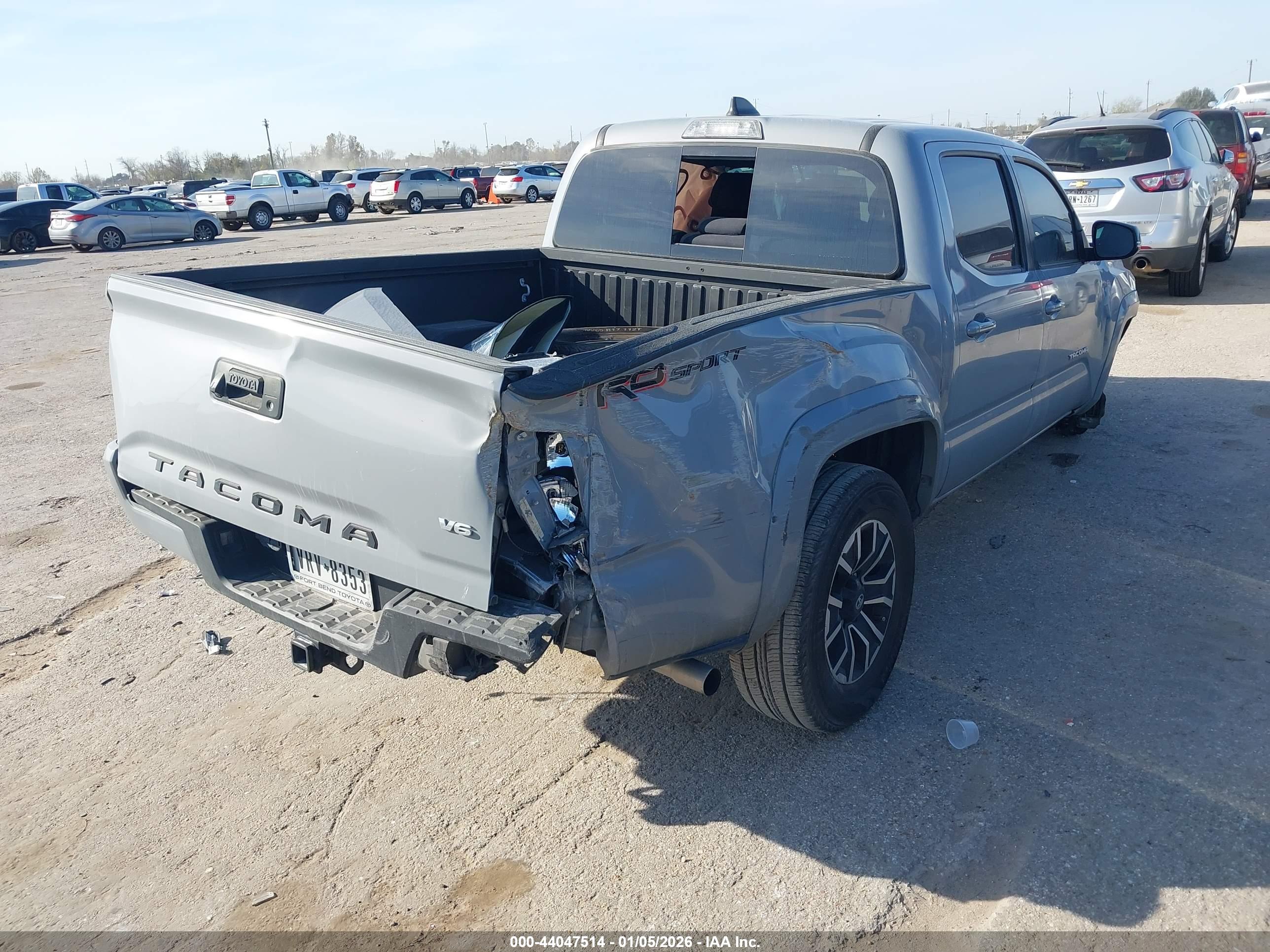 TOYOTA TACOMA image 4