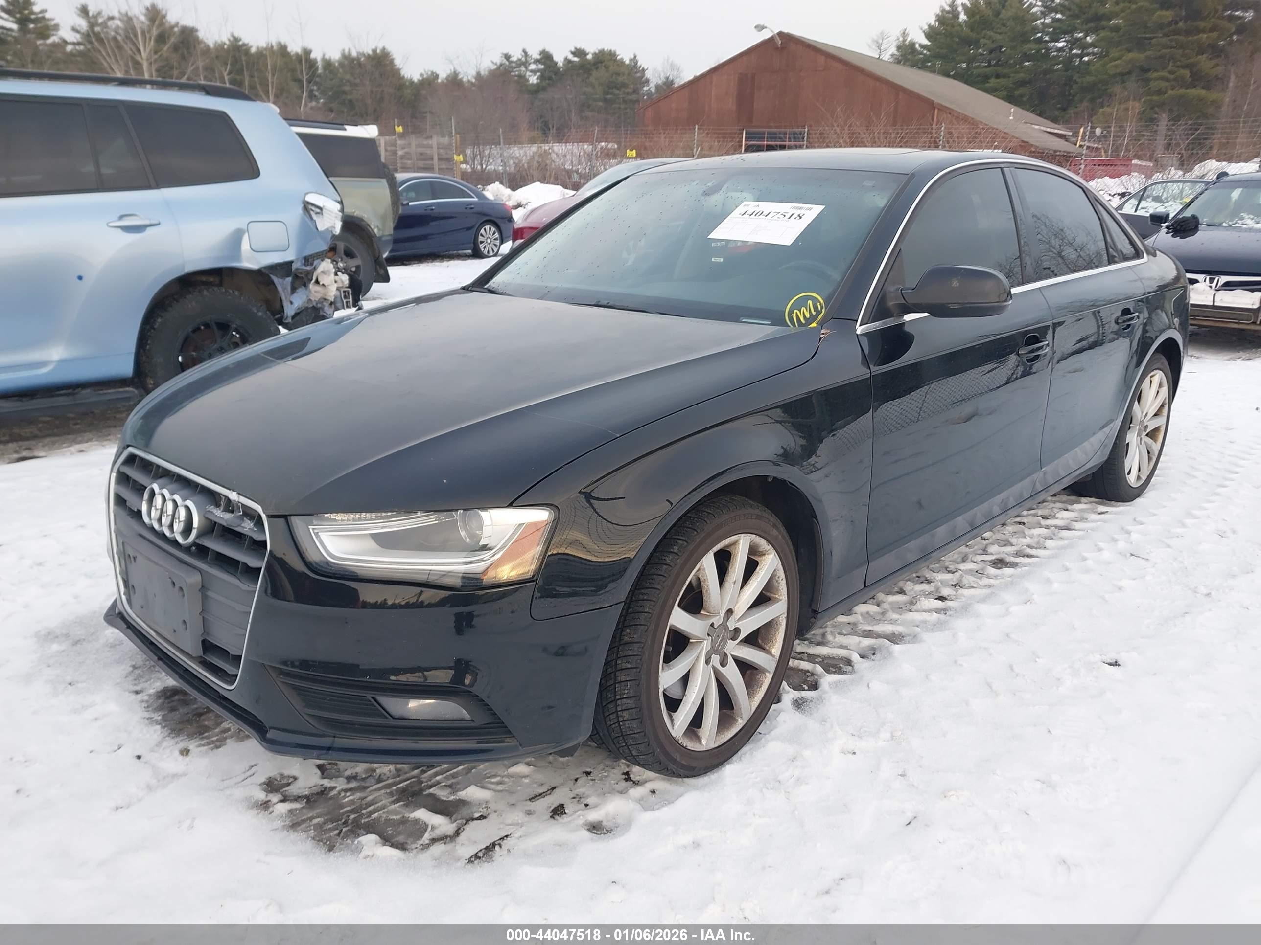 AUDI A4 image 2