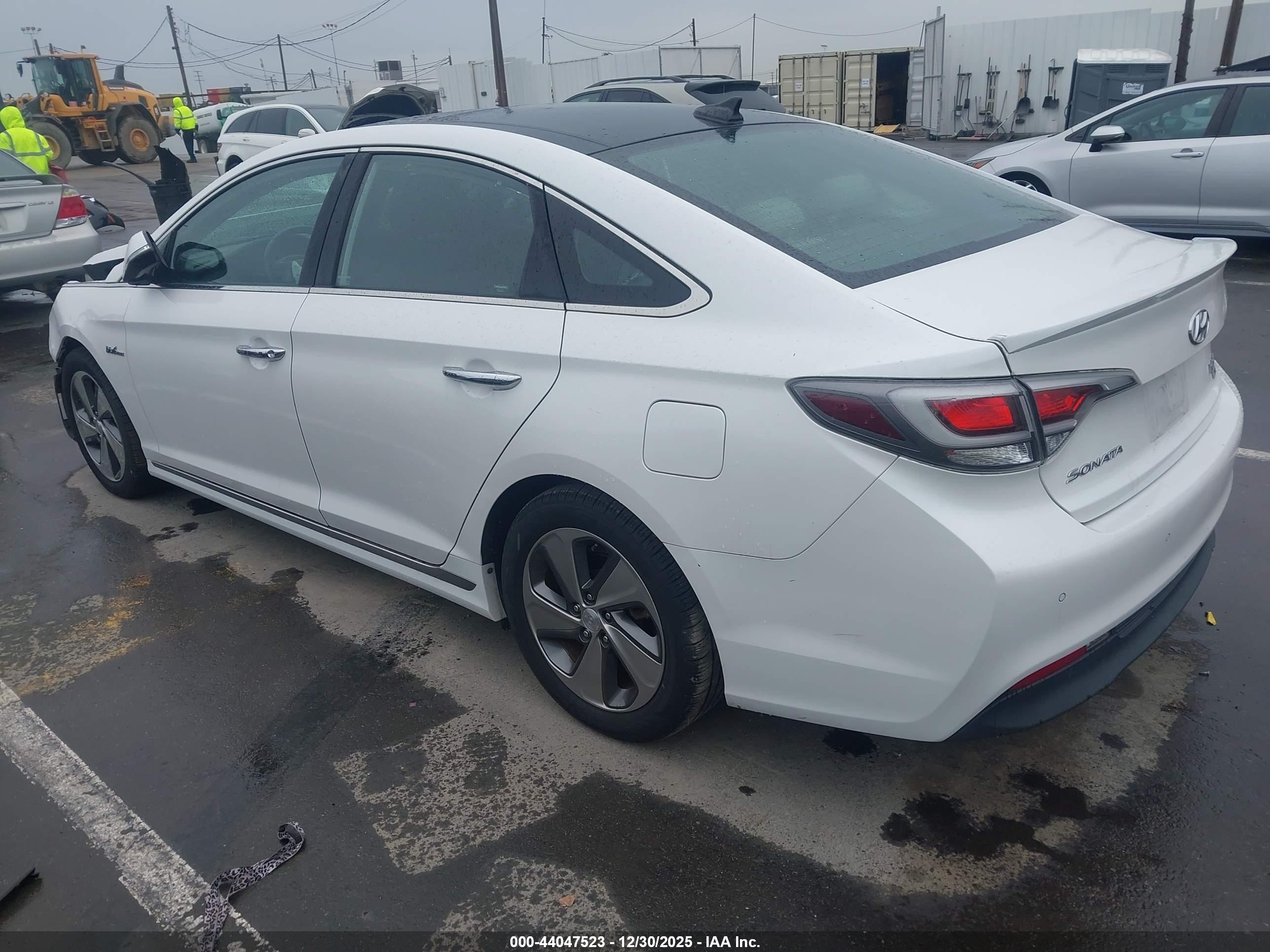 HYUNDAI SONATA image 3